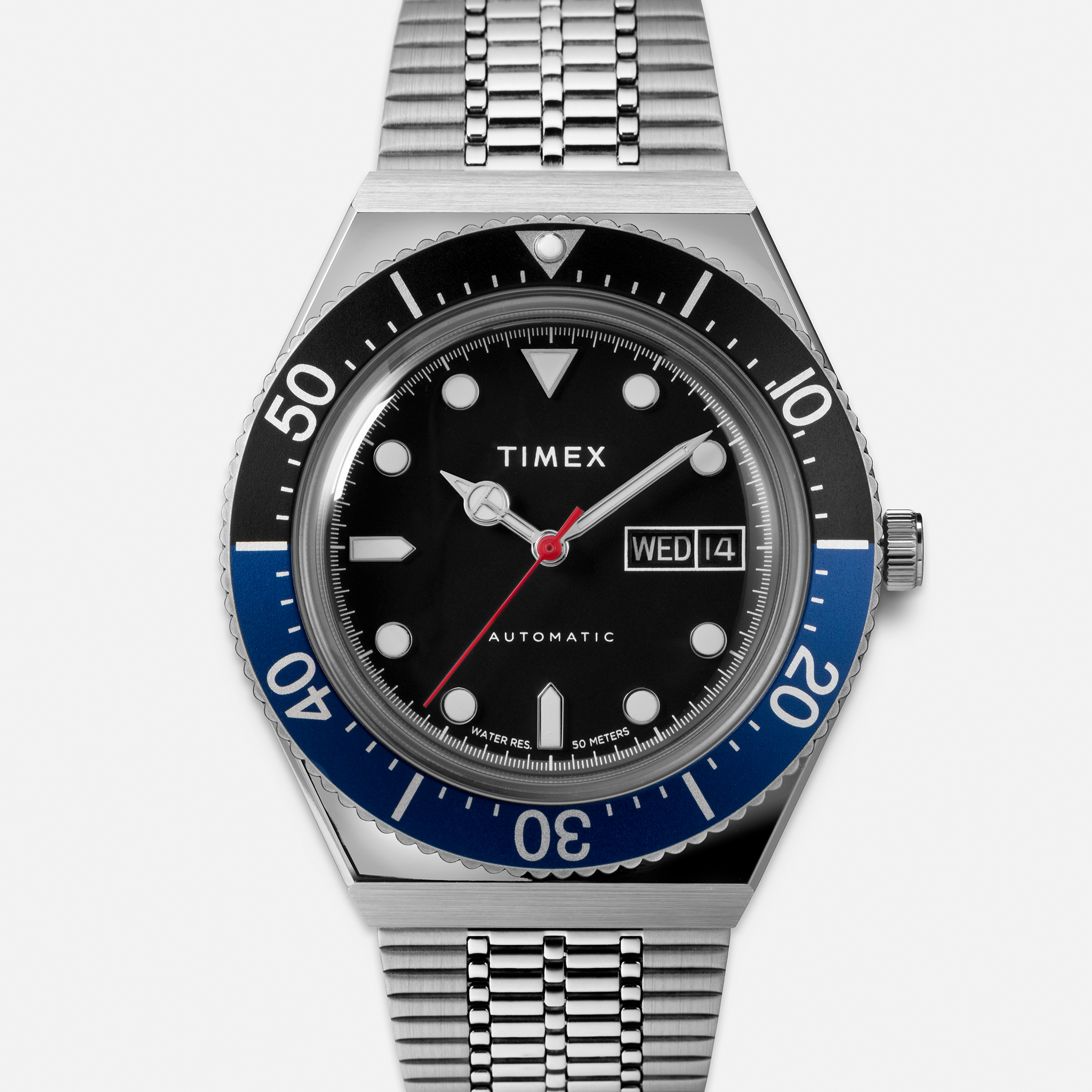 TIMEXM79 Automatic 40mm With Black-Blue Bezel On Bracelet