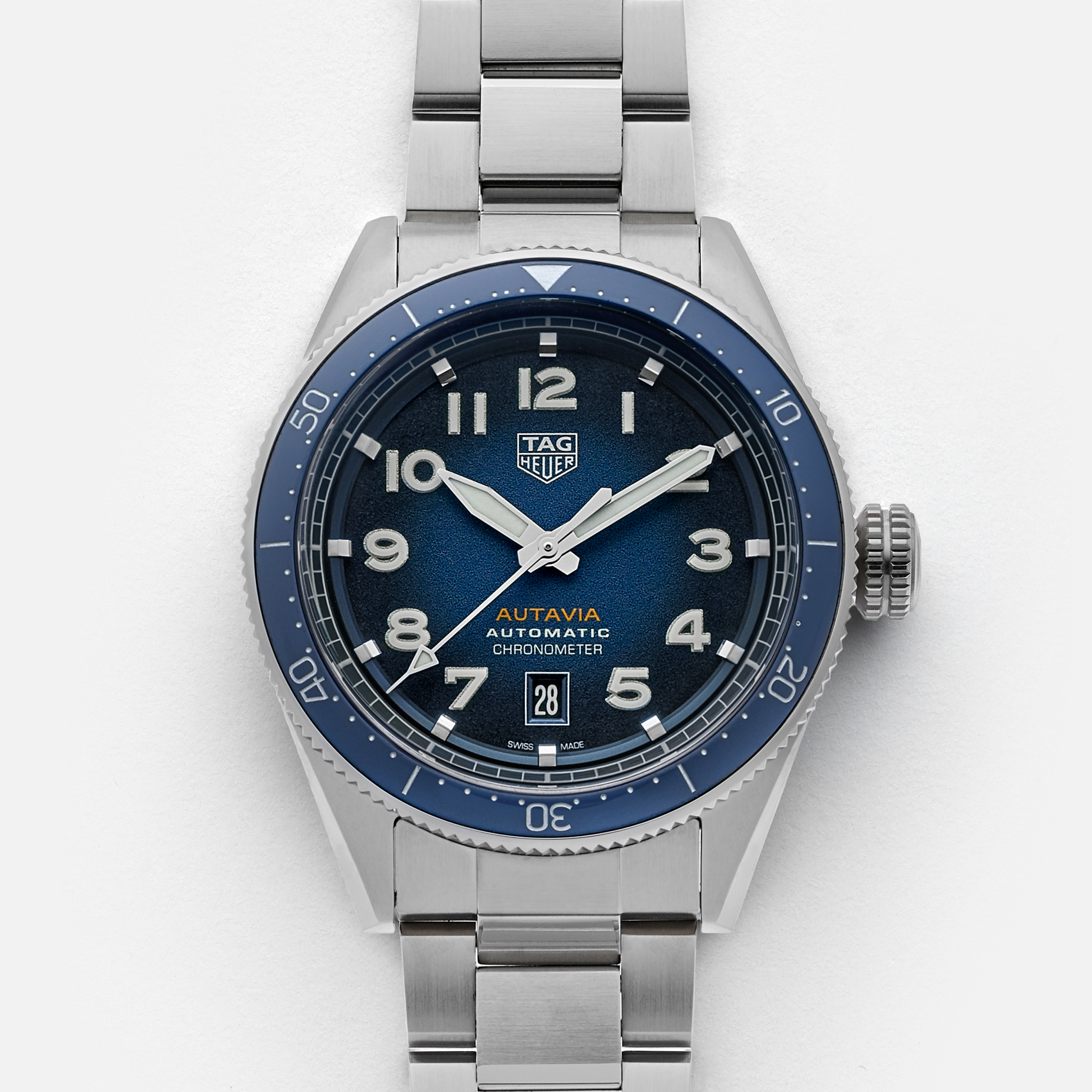 TAG HeuerAutavia Calibre 5 Chronometer WBE5114 Blue Dial On Bracelet
