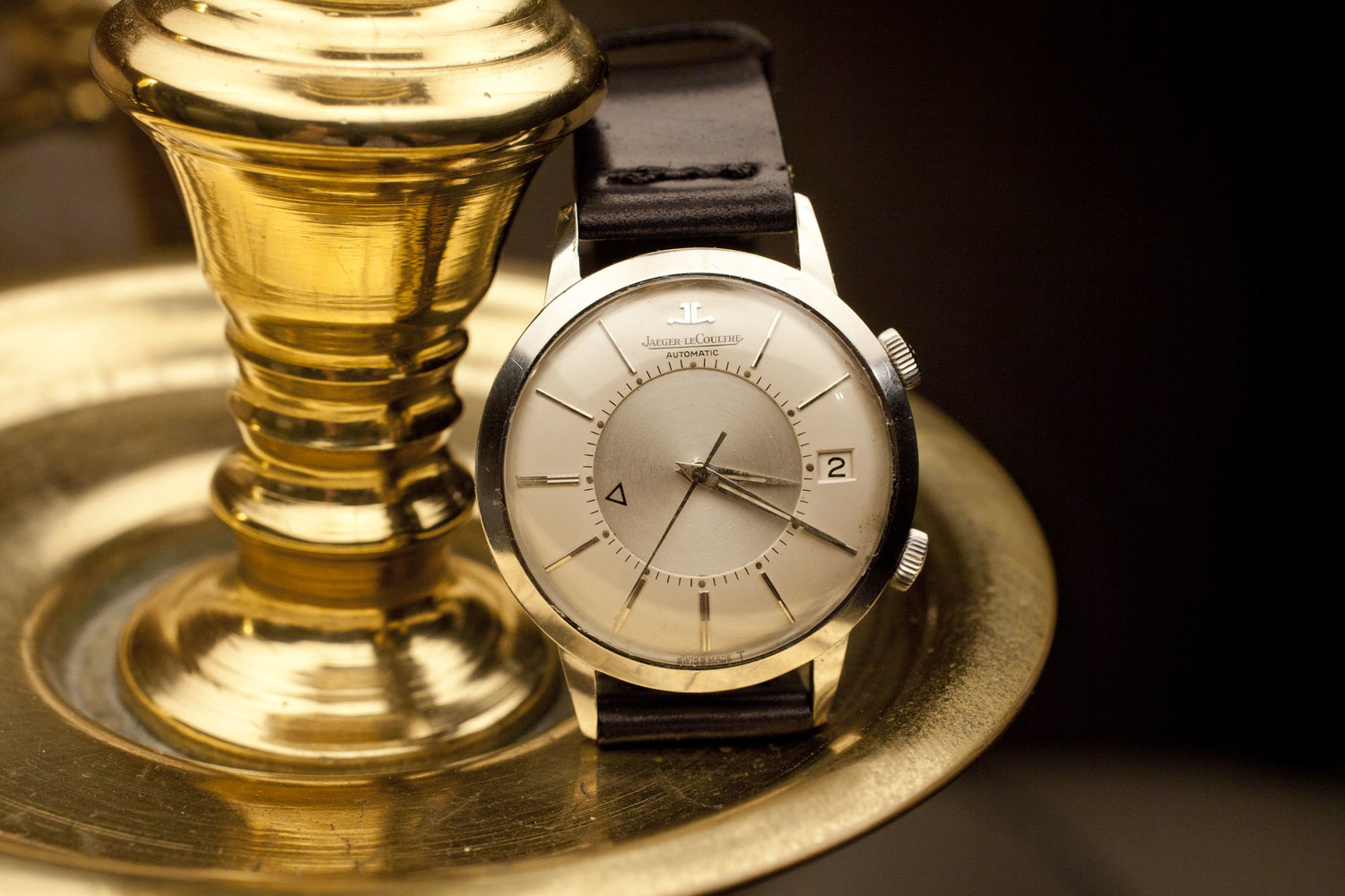 A Week On The Wrist: The Jaeger-LeCoultre Memovox - Hodinkee
