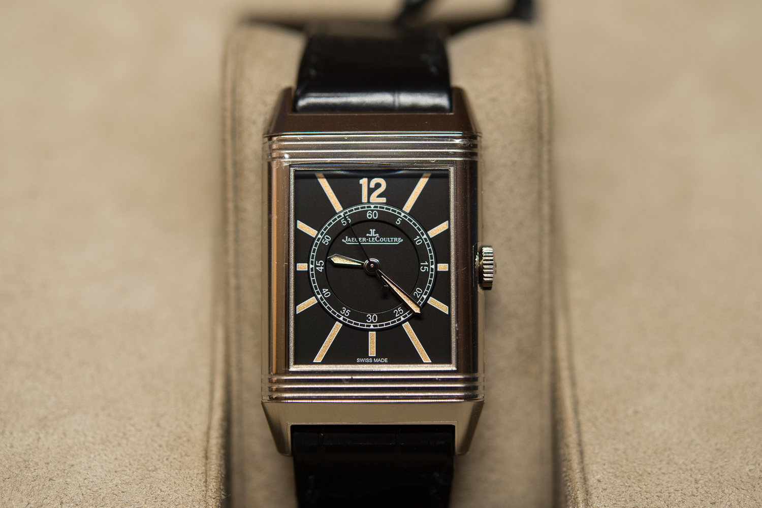 Hands On With The Jaeger LeCoultre Grande Reverso 1931 Center