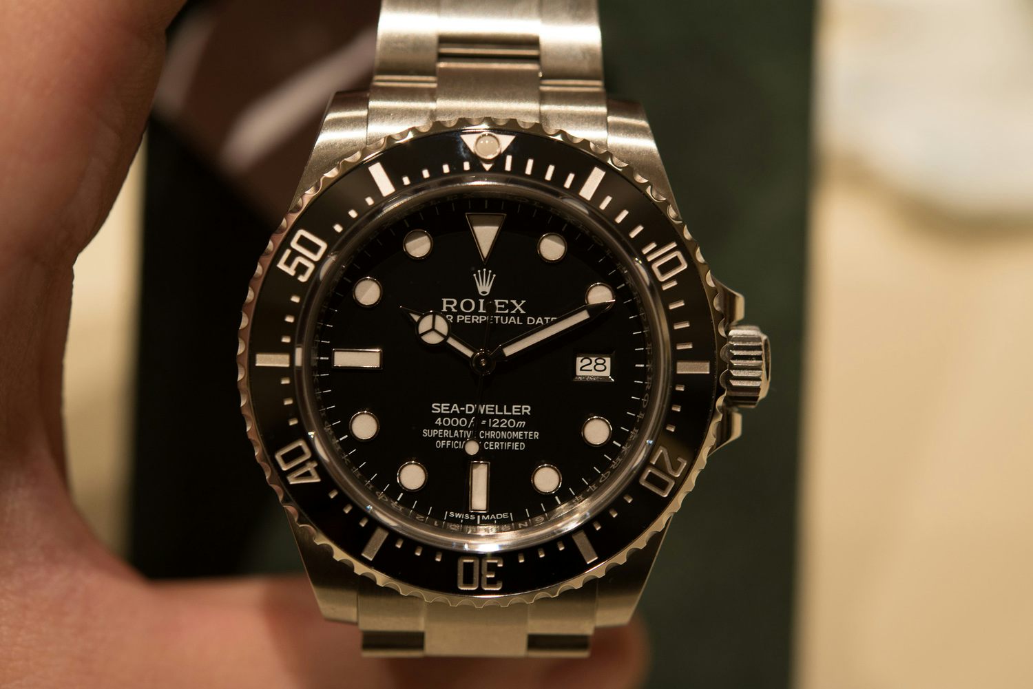 derefter skovl meget fint Hands-On: With The New Rolex Sea-Dweller 4000 (Currently In Stores) -  Hodinkee