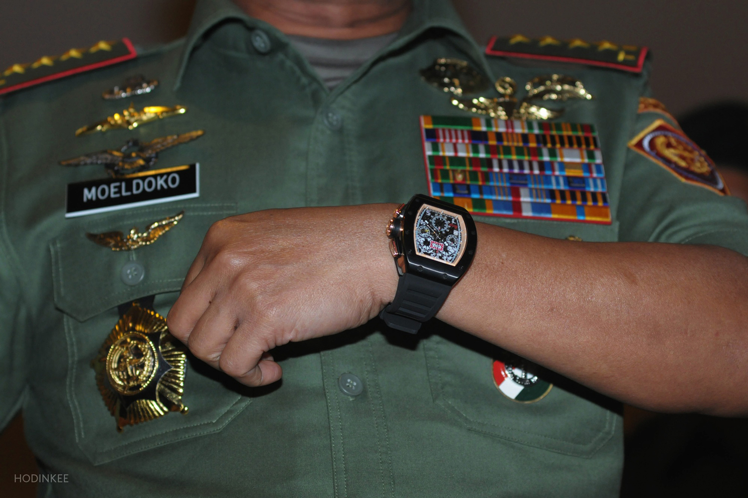 Army officer clearance watch