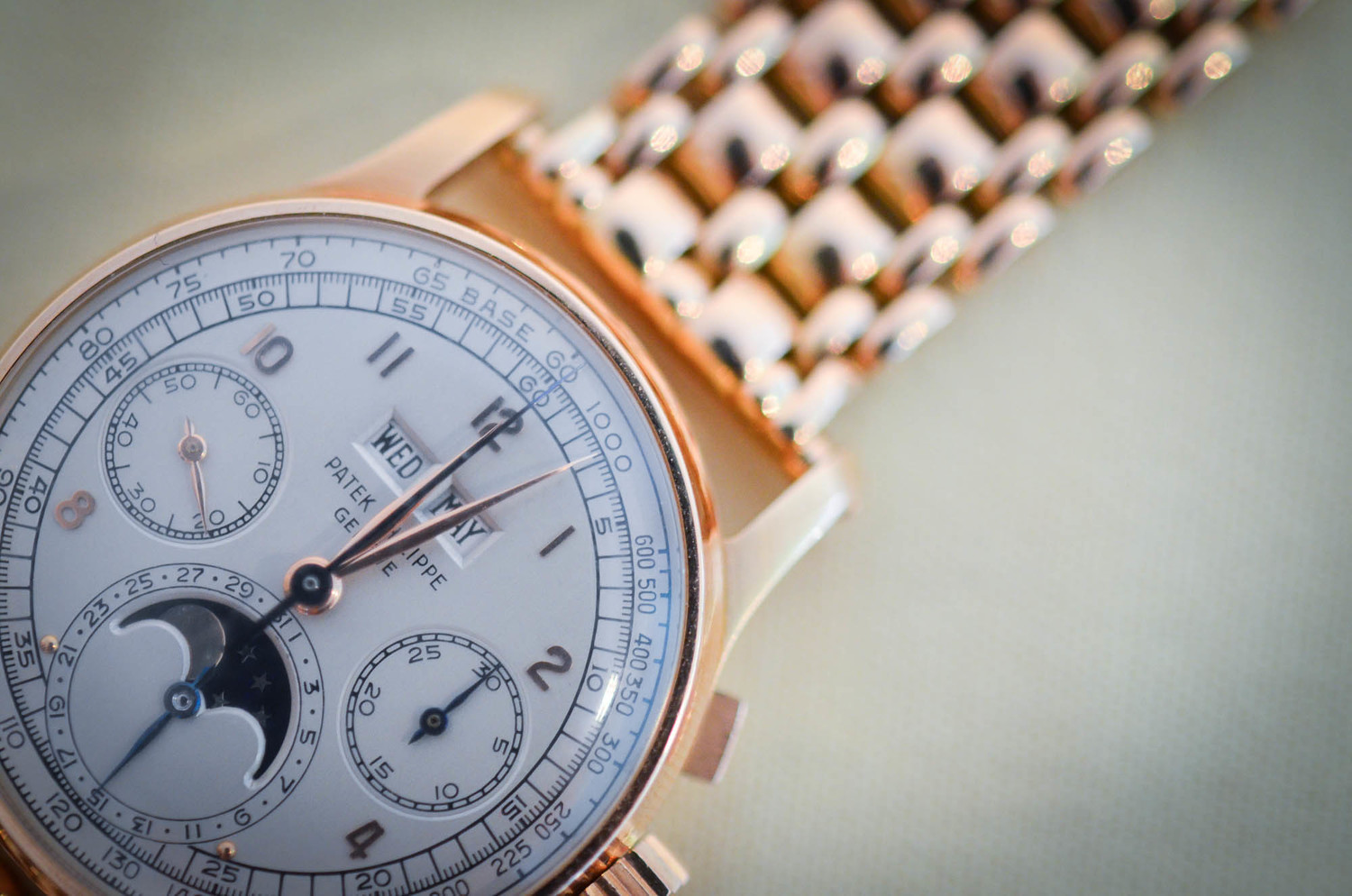 Patek philippe hotsell 1518 rose gold