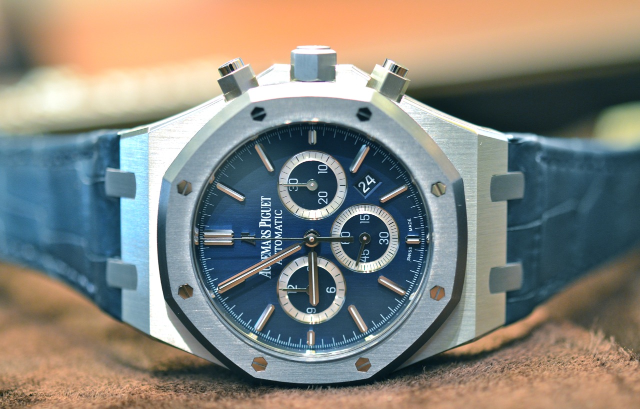 Hands On With The AP Royal Oak Leo Messi Chronograph Live