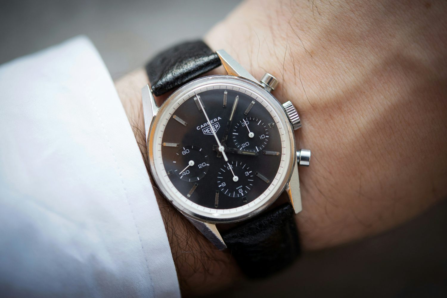 5 Questions to Ask Before You Buy a Chronograph Watch