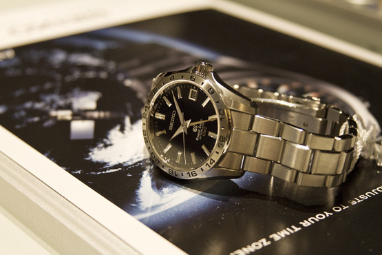 Introducing The Grand Seiko GMT Anniversary Edition Live Photos