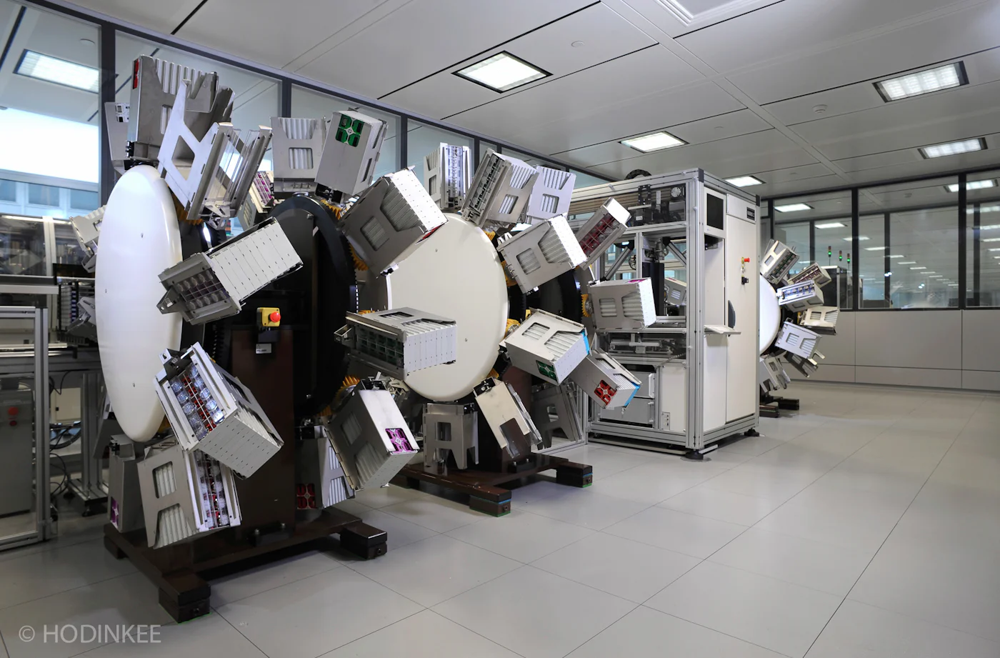 Rolax Machine TimeZone : Rolex - Modern » Typical business practice from Rolex?