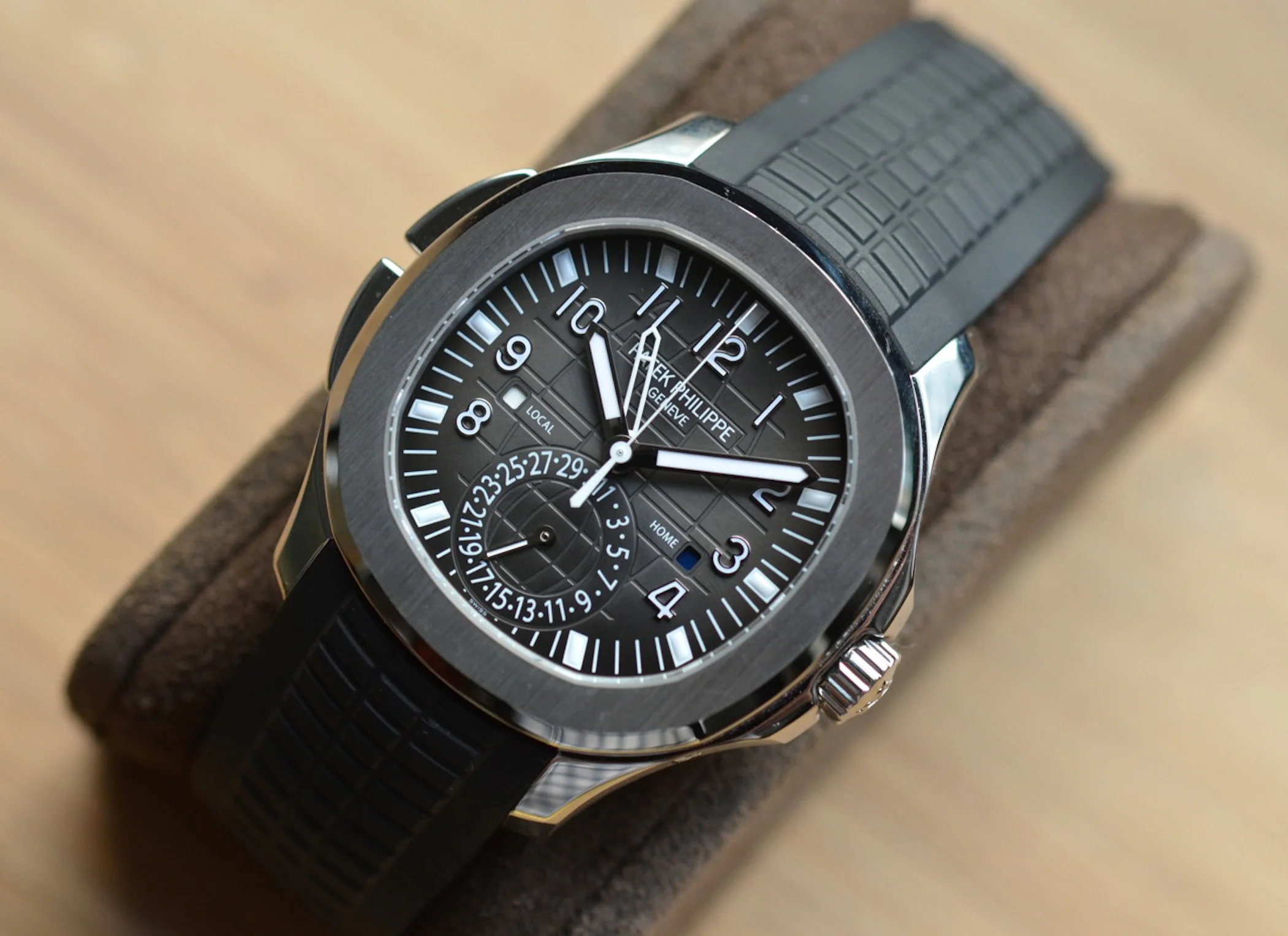 In Depth The Patek Philippe Aquanaut Travel Time Reference 5164A HODINKEE In depth the patek philippe aquanaut travel time reference 5164a hodinkee