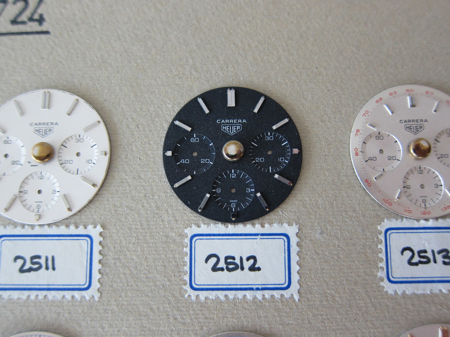 Carrera_Dials_2.JPG