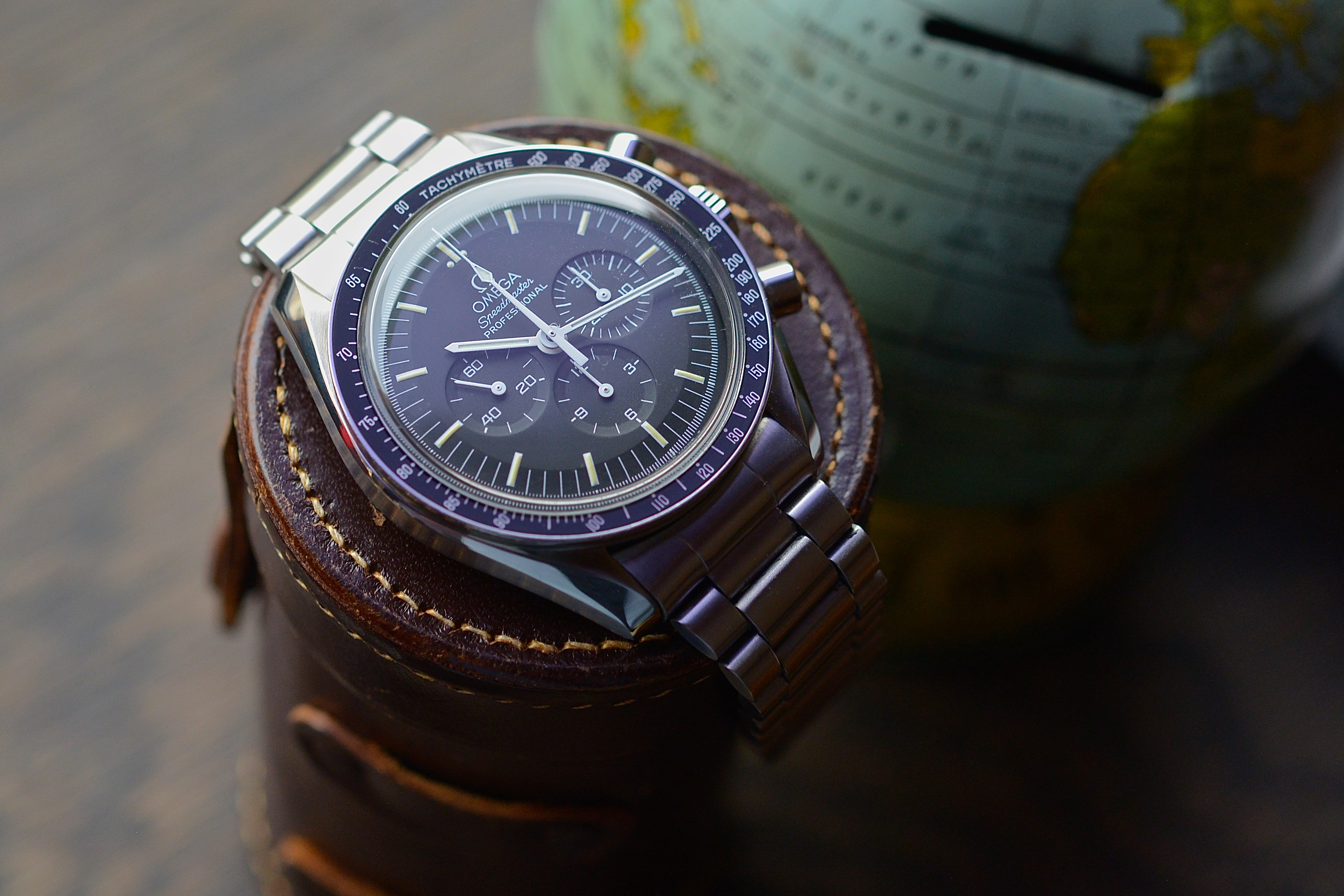 omega speedmaster professional service cost