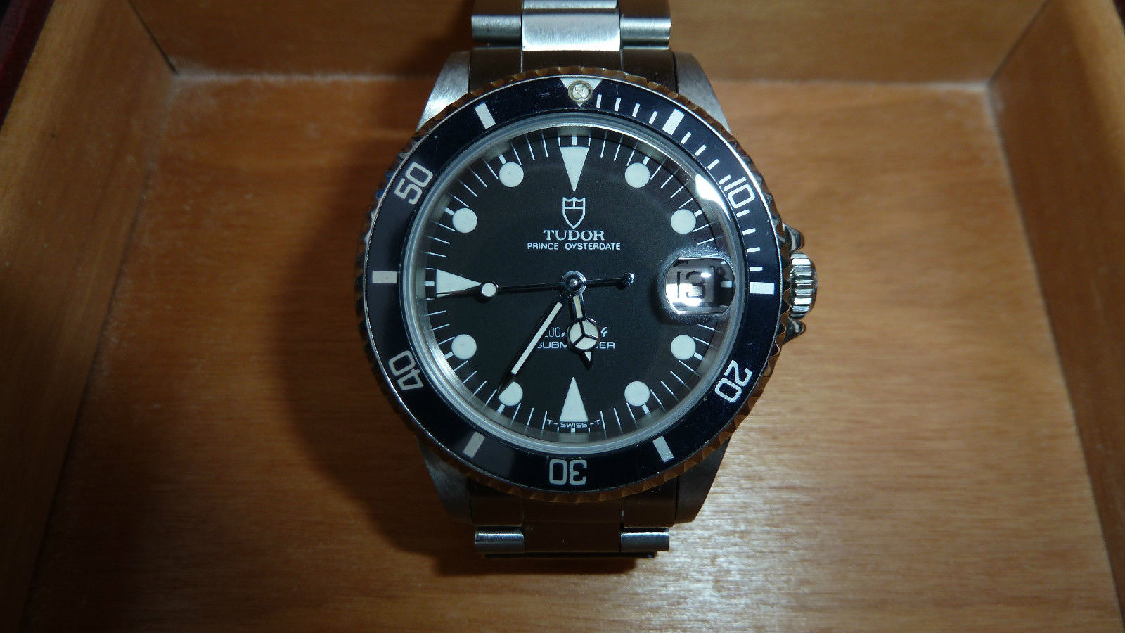 tudor 76000 submariner