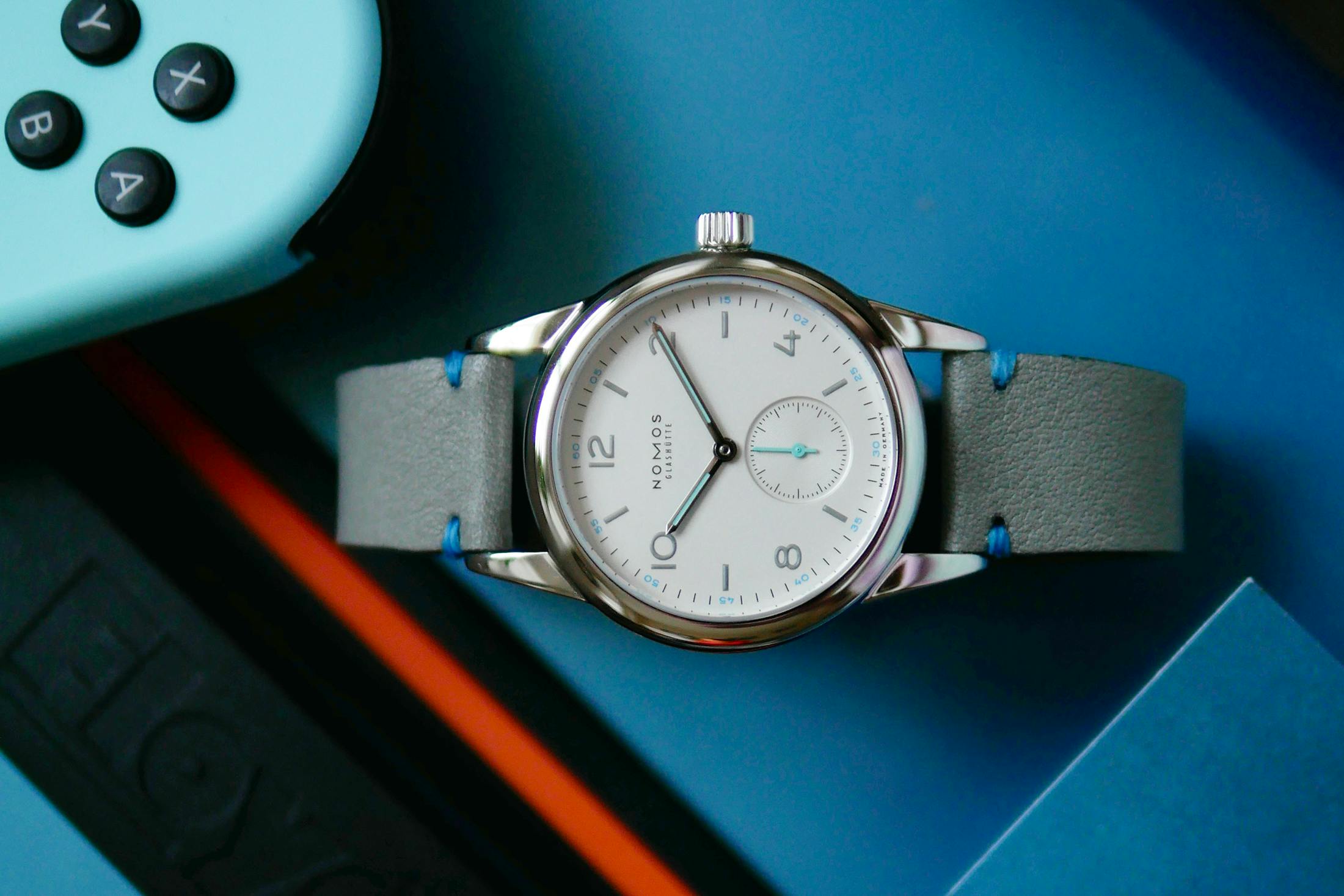Nomos Brigitte