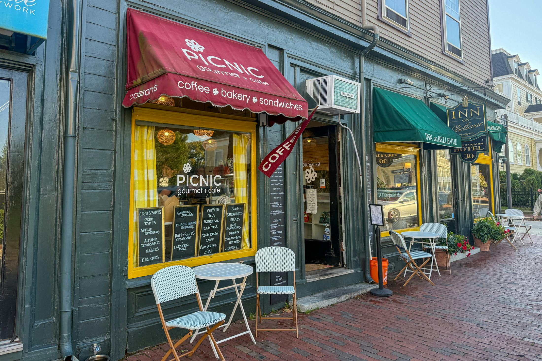 picnic cafe