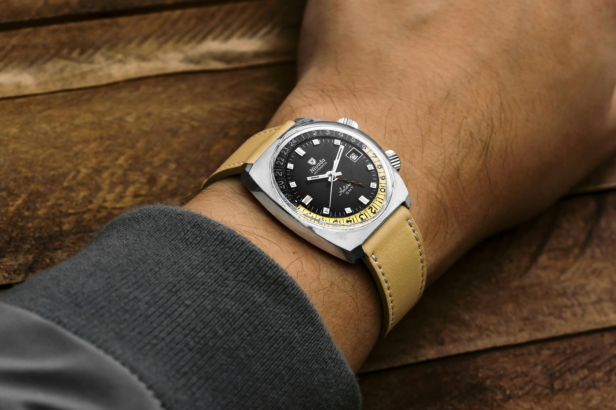 <p><a href="https://shop.hodinkee.com/products/stainless-steel-antarctic-gmt-ref-87014?utm_source=hodinkee&amp;utm_medium=article&amp;utm_campaign=article-links-vintage" target="_blank"><u>1960s Nivada Antarctic GMT Ref. 87013</u></a></p>
