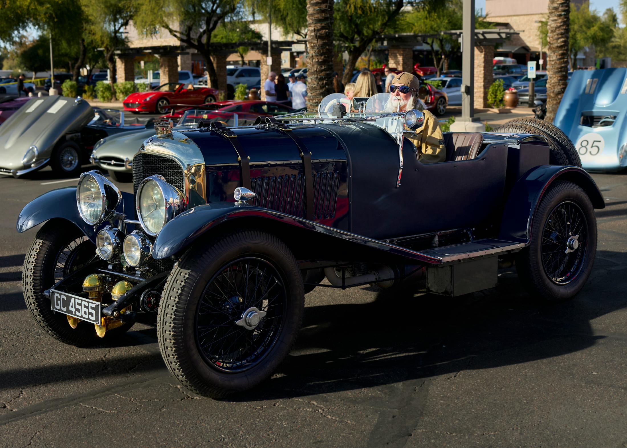 Oliver Smith Jeweler’s Annual Cars & Cigars