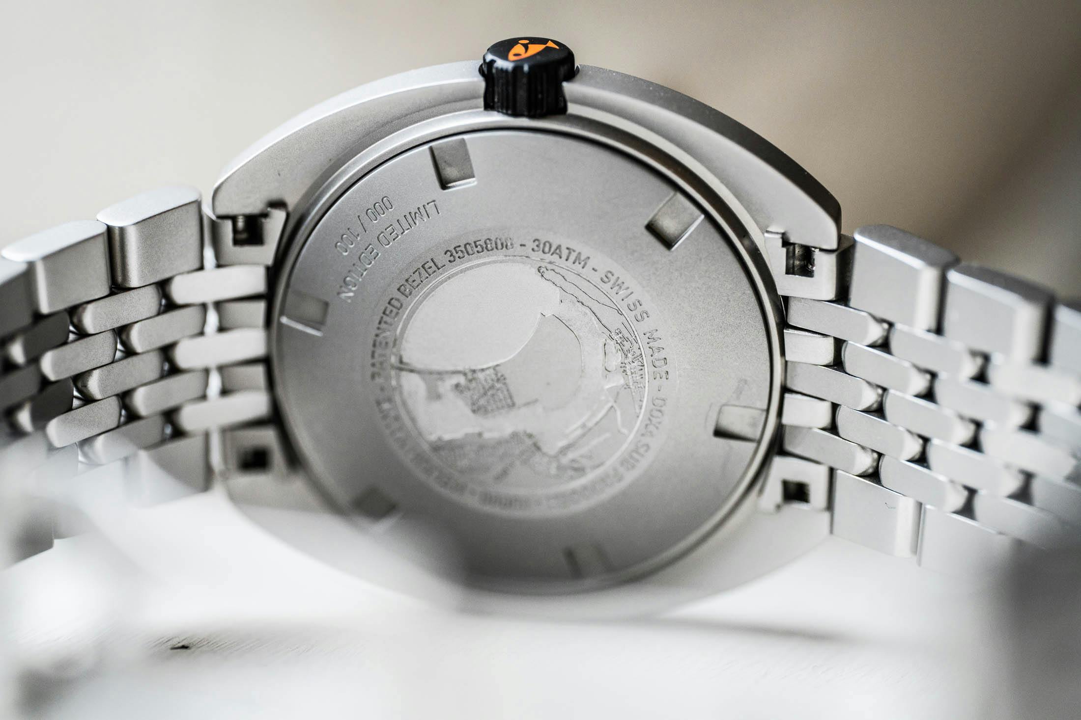 Doxa Sub 300 Frogger Caseback