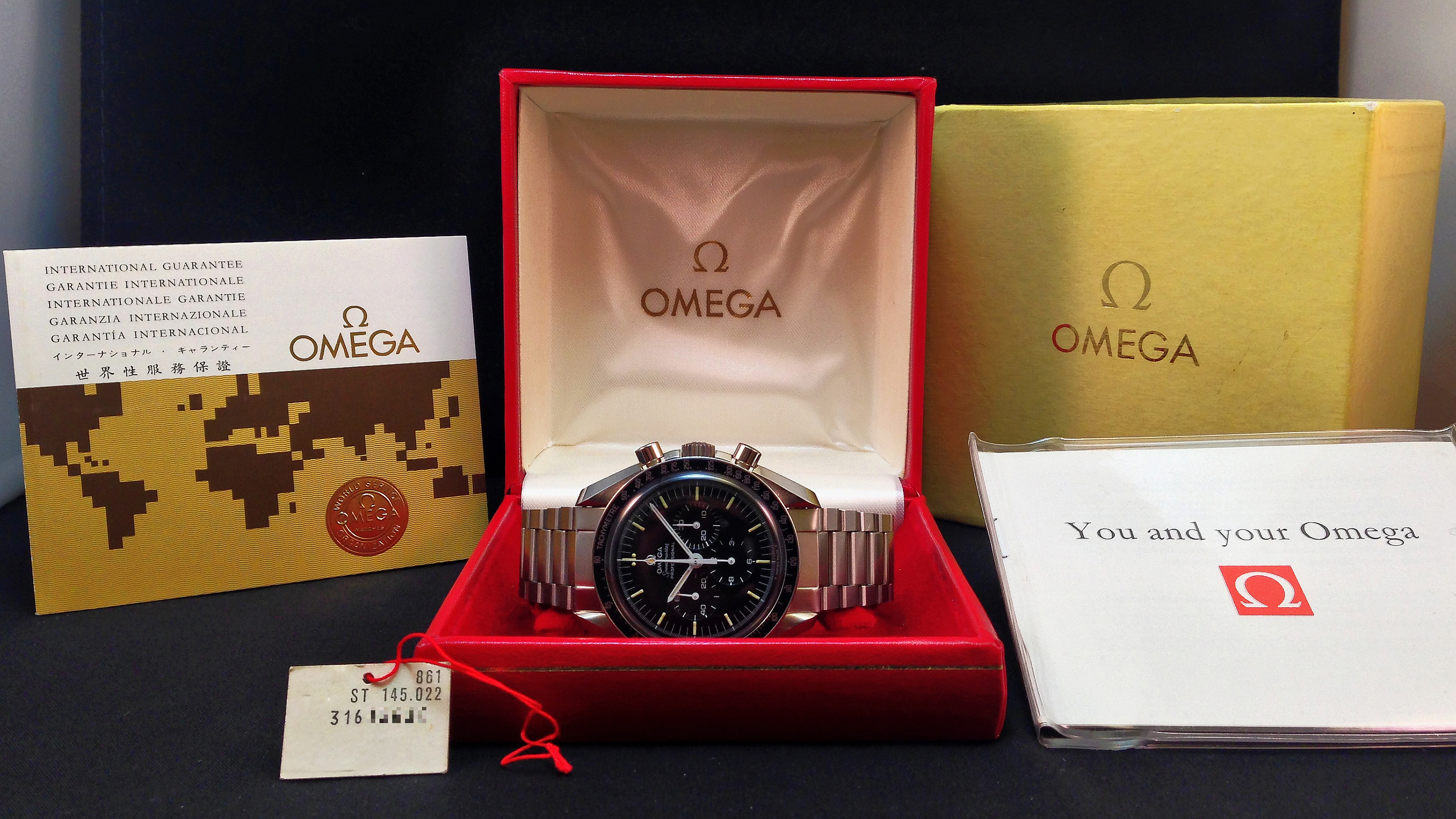 Omega shop speedmaster loupe