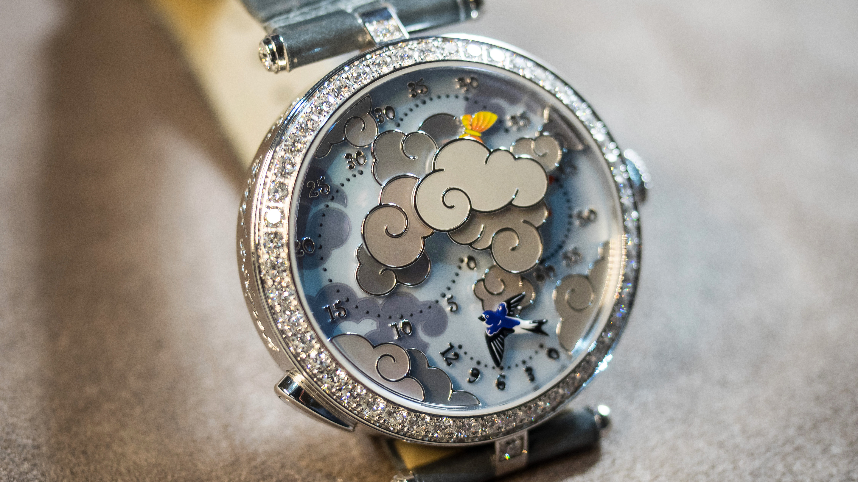 Van cleef and 2025 arpels watch review