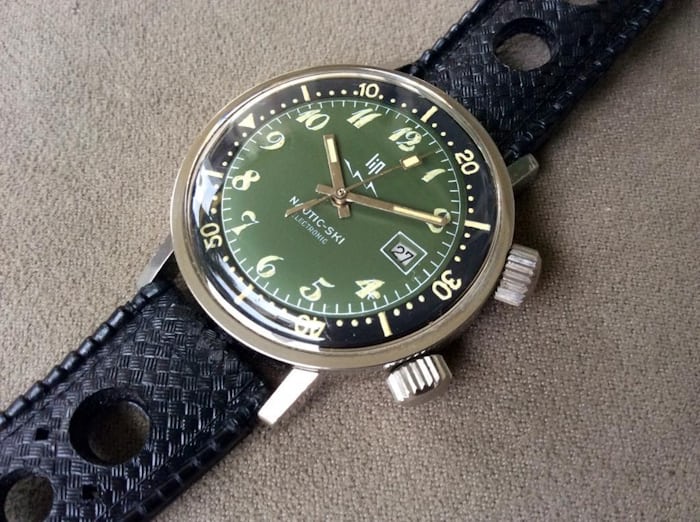 Bring a Loupe: Vintage Chronographs And Dive Watches From Universal ...
