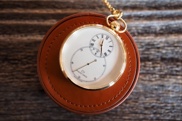 La Montre de Poche Email Ivoire