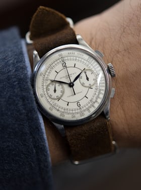 Lot 171: A stainless-steel Patek Philippe reference 530 retailed by Astrua Torino; sold for CHF 1,205,000.
