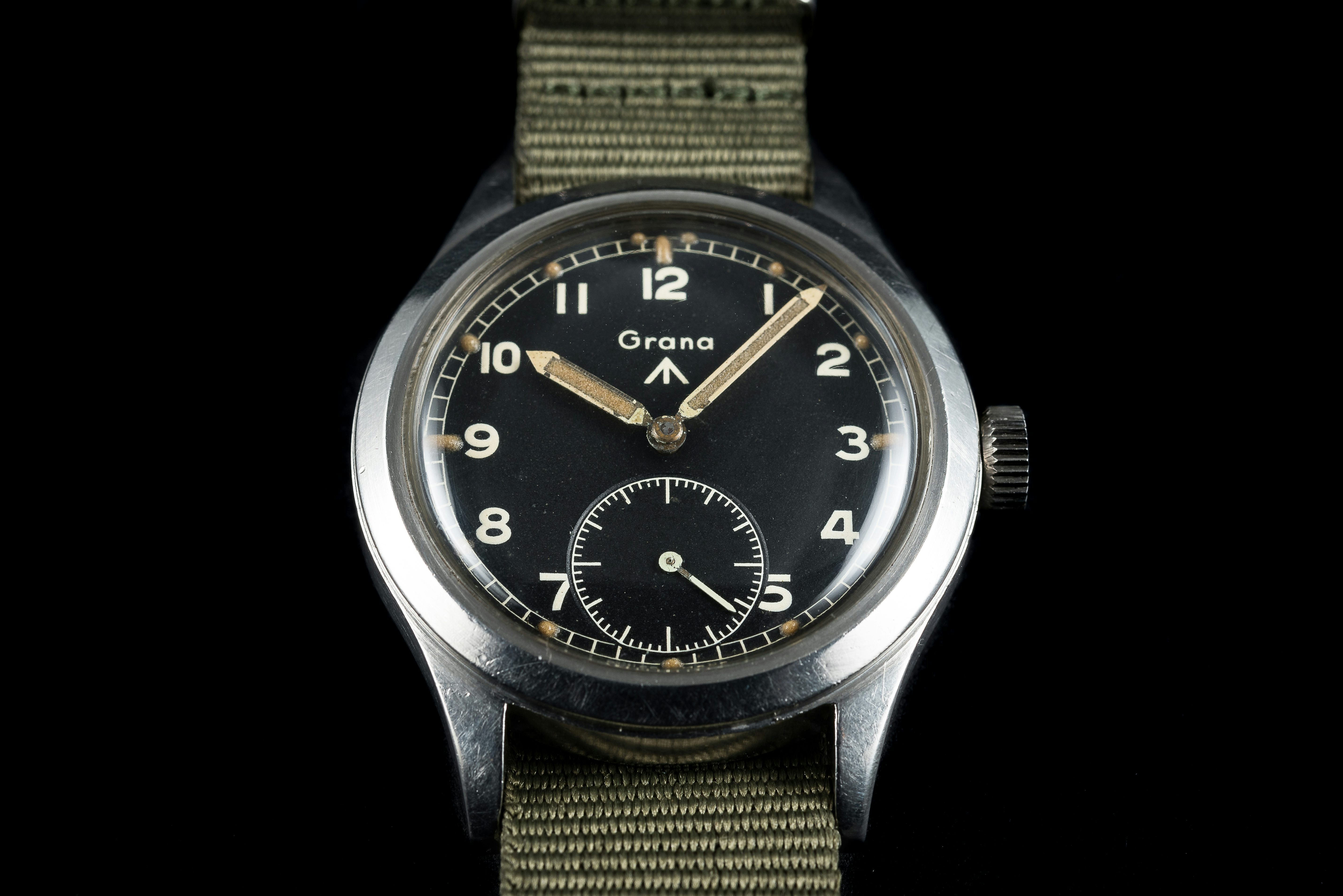 Six of the Coolest Military Issued or Field-Inspired Mechanical Watches -  Monochrome Watches