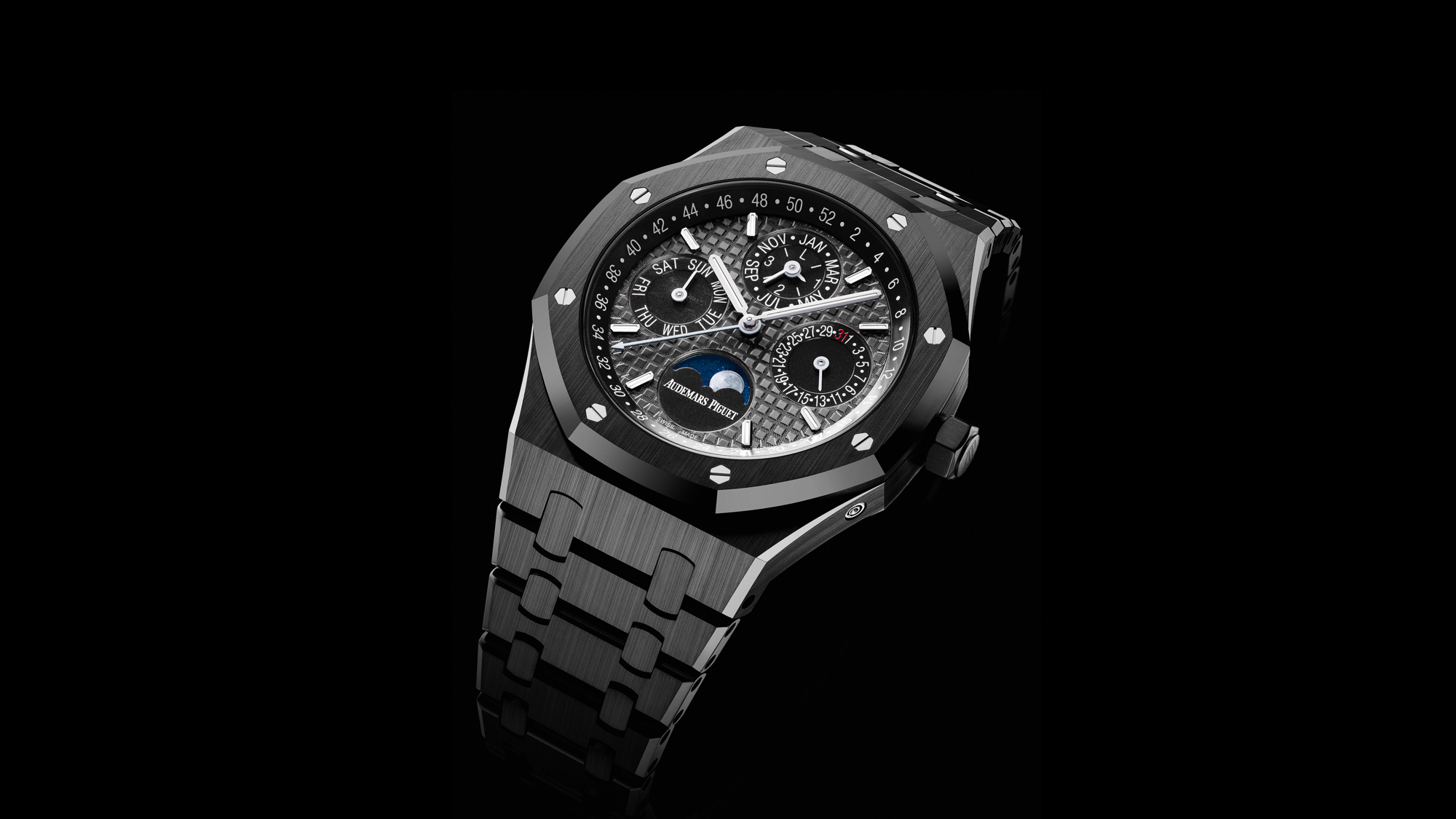 Ap royal oak outlet perpetual calendar black ceramic