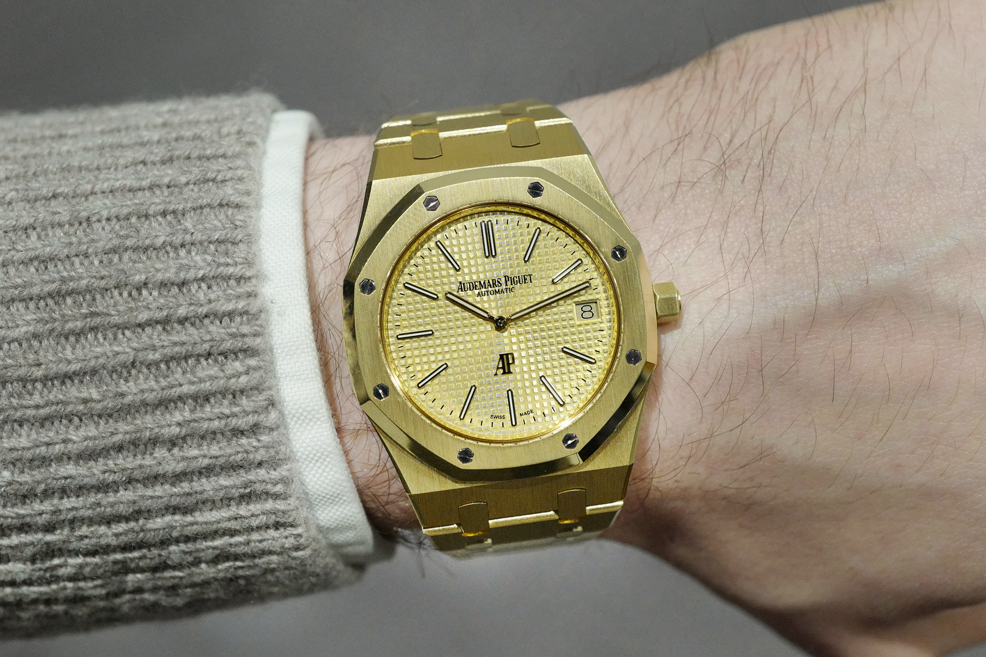 ap 15202 yellow gold