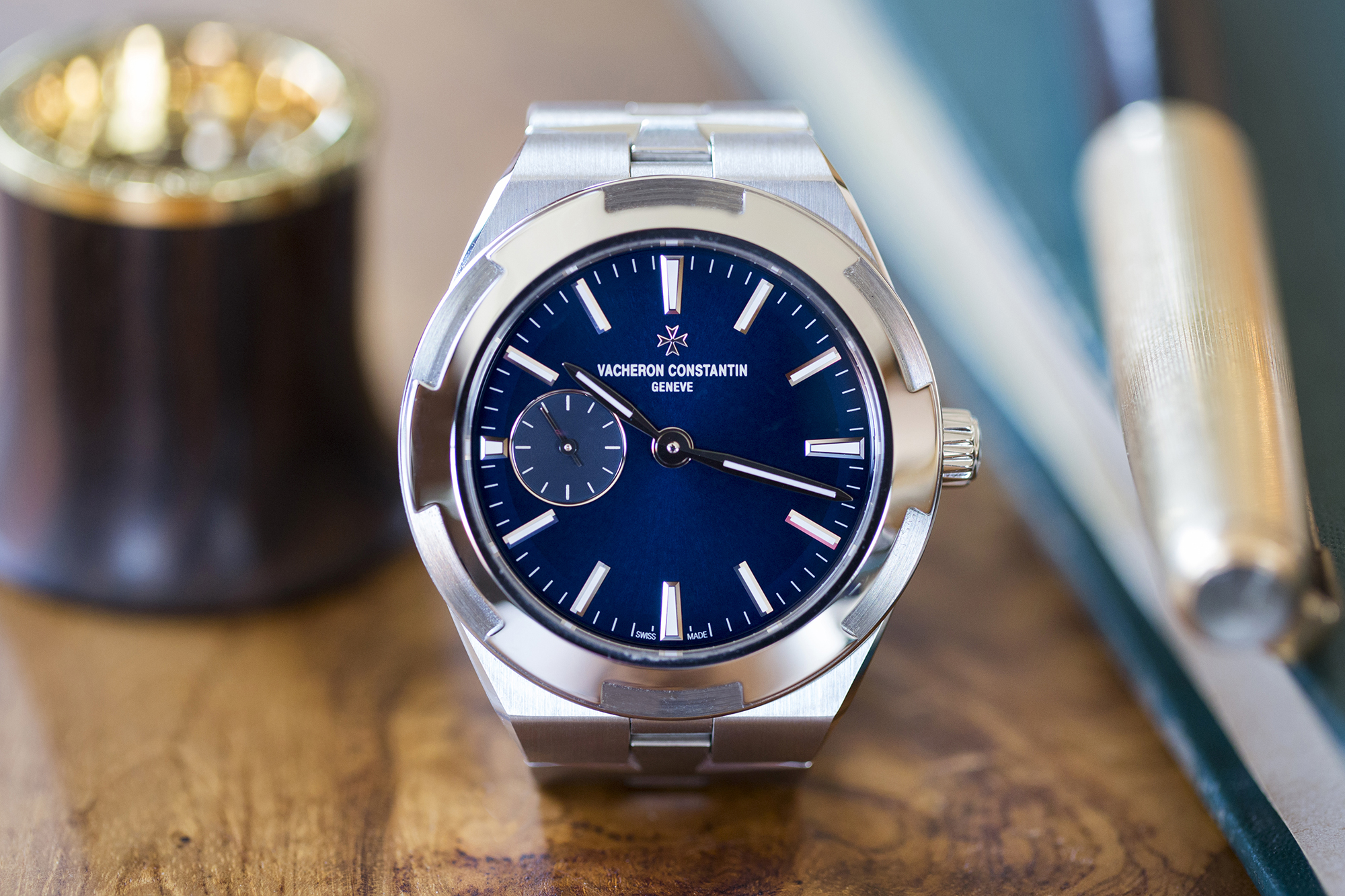 Hands On The Vacheron Constantin Overseas 37mm Hodinkee