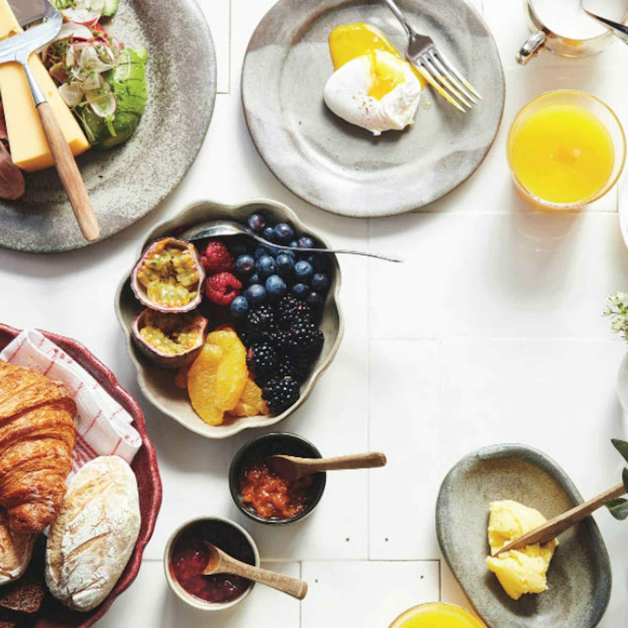 breakfast breakfast Weekend Round-Up: A Record-Breaking Da Vinci, A Collection Of Noses, And A Good Breakfast Weekend Round-Up: A Record-Breaking Da Vinci, A Collection Of Noses, And A Good Breakfast breakfast