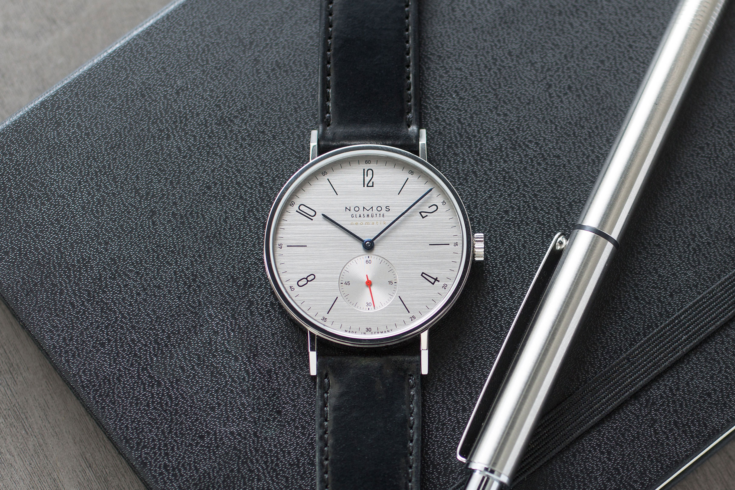 Nomos 141 online