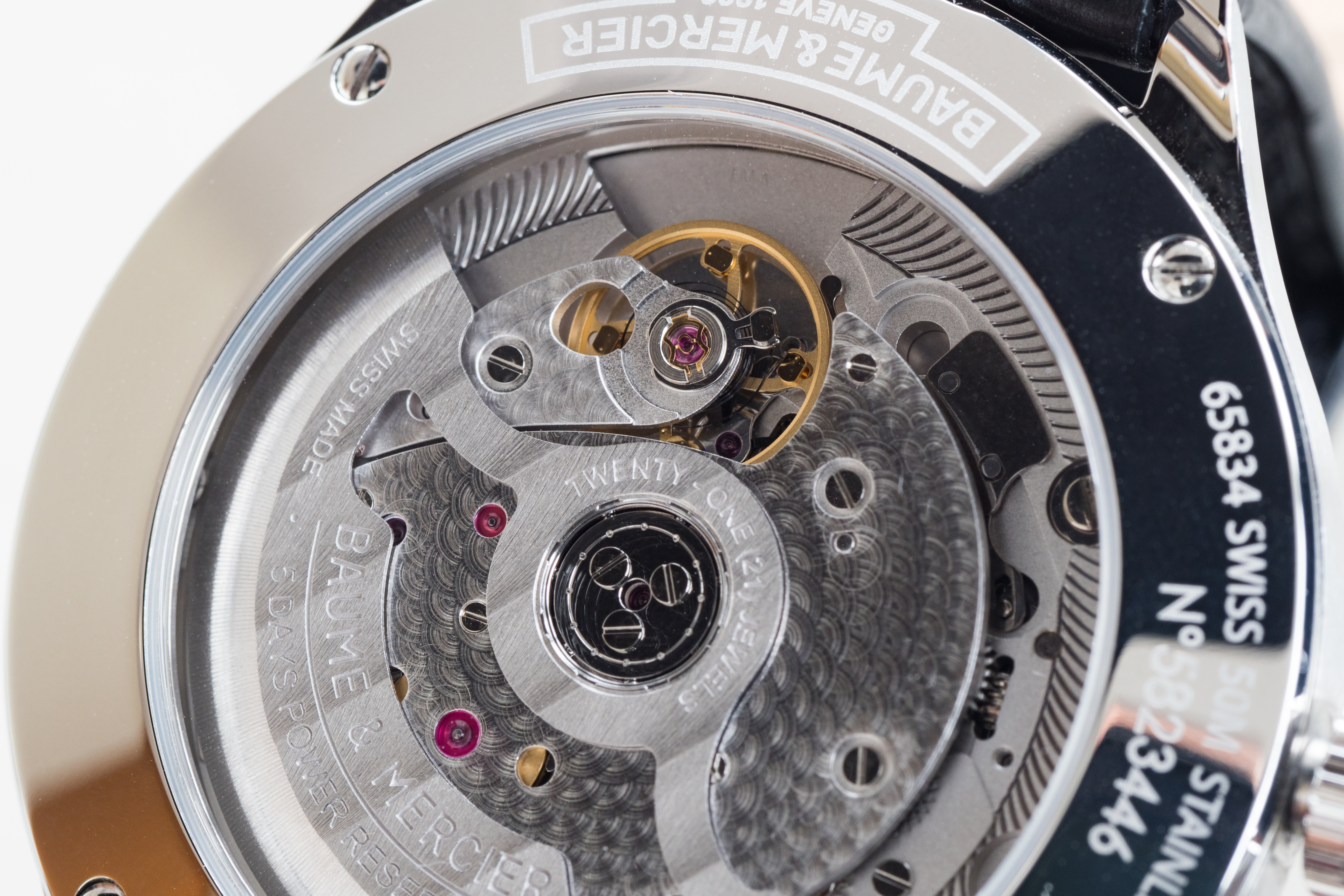 PB094307.jpg?ixlib=rails-1.1.0&auto=form