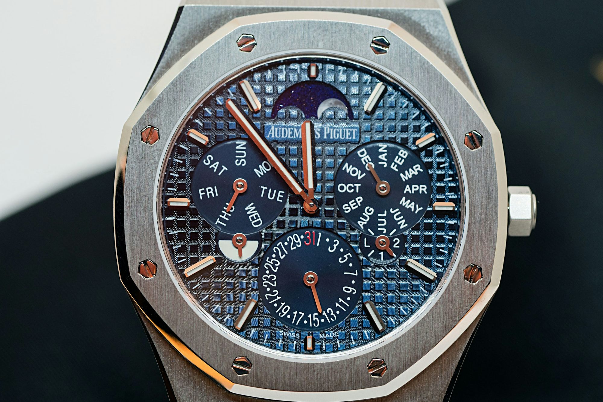 P1150972 P1150972 Editors' Picks: Our Grail Watches Of SIHH 2018 Editors’ Picks: Our Grail Watches Of SIHH 2018 P1150972