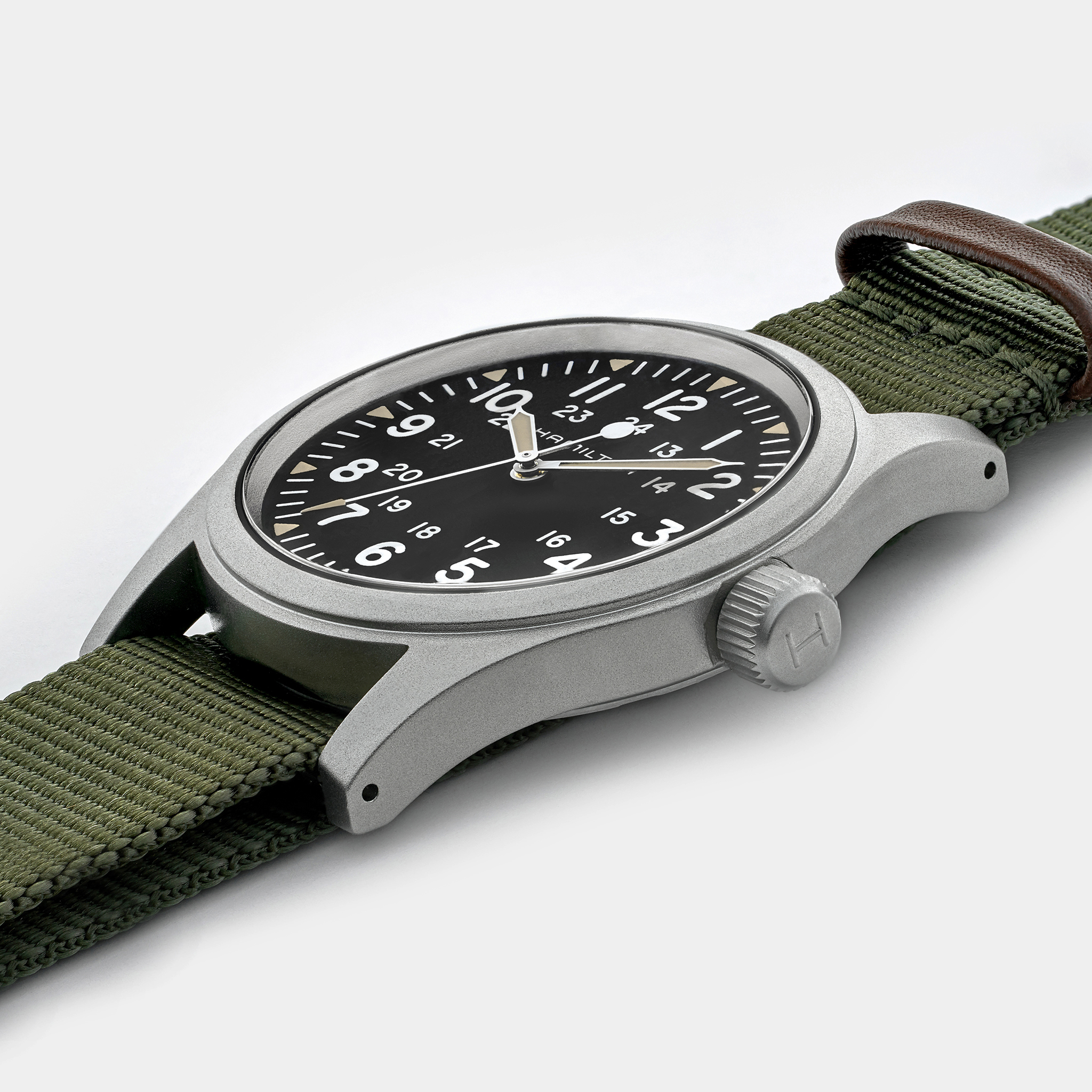 hamilton khaki field mechanical hodinkee