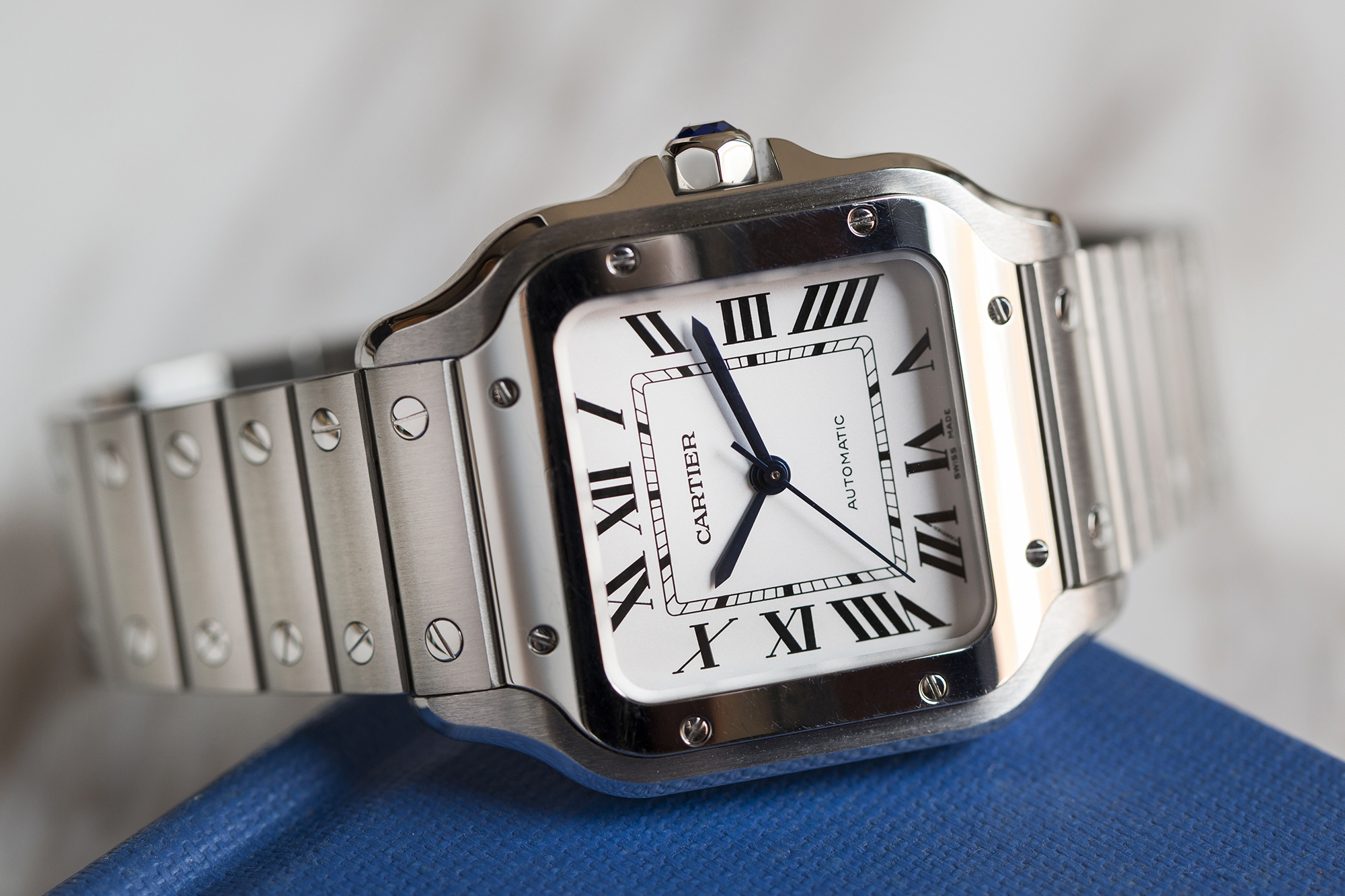 cartier watch keeps stopping