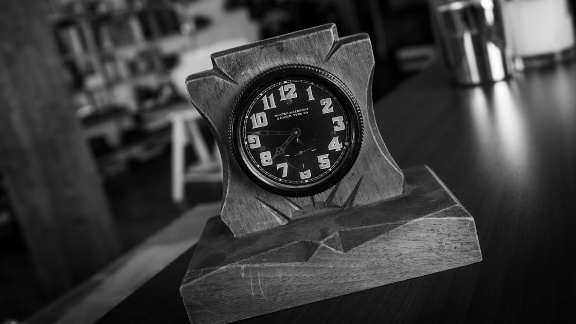 Recommended Reading: New Report Shows Radium Dials Might Pose Serious  Danger - Hodinkee