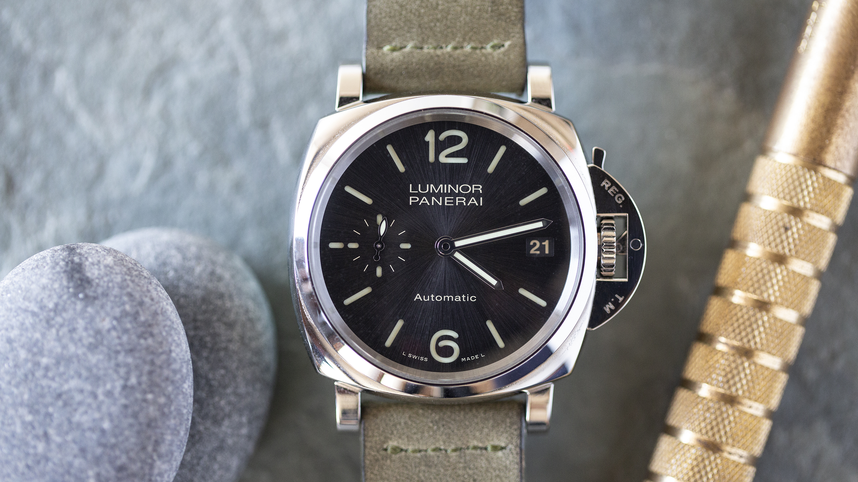Panerai 1028 Luminor Marina Automatic Blue Dial WARRANTY... for Rs.595,870  for sale from a Trusted Seller on Chrono24