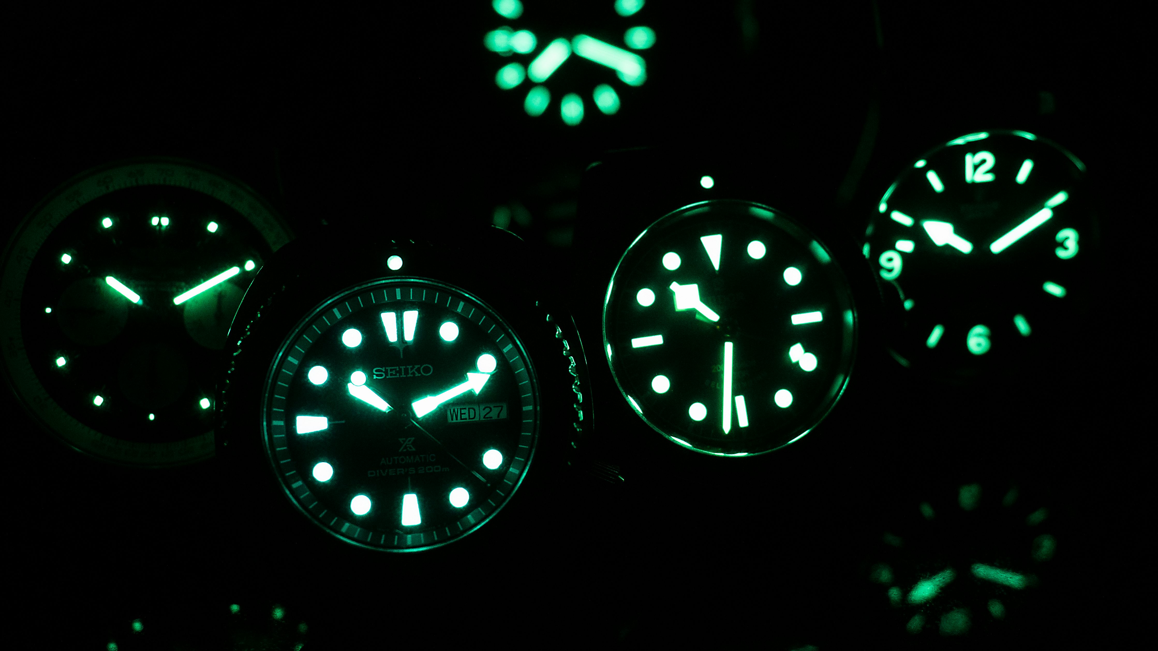 In-Depth: Luminous Dials, What Makes Them Glow, And How To Spot Their  Differences - Hodinkee