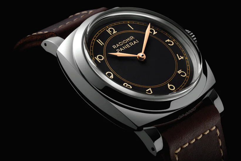 https://hodinkee.imgix.net/uploads/images/1536619082831-pc22ub22sxg-642b16f90a056eed23b924c2228e8c13/panerai_1.jpg?ixlib=rails-1.1.0&auto=format&ch=Width%2CDPR%2CSave-Data&fit=crop&fm=jpg&q=55&usm=12&w=820&s=ac8d4ad4647719c50870b68d803f0b40
