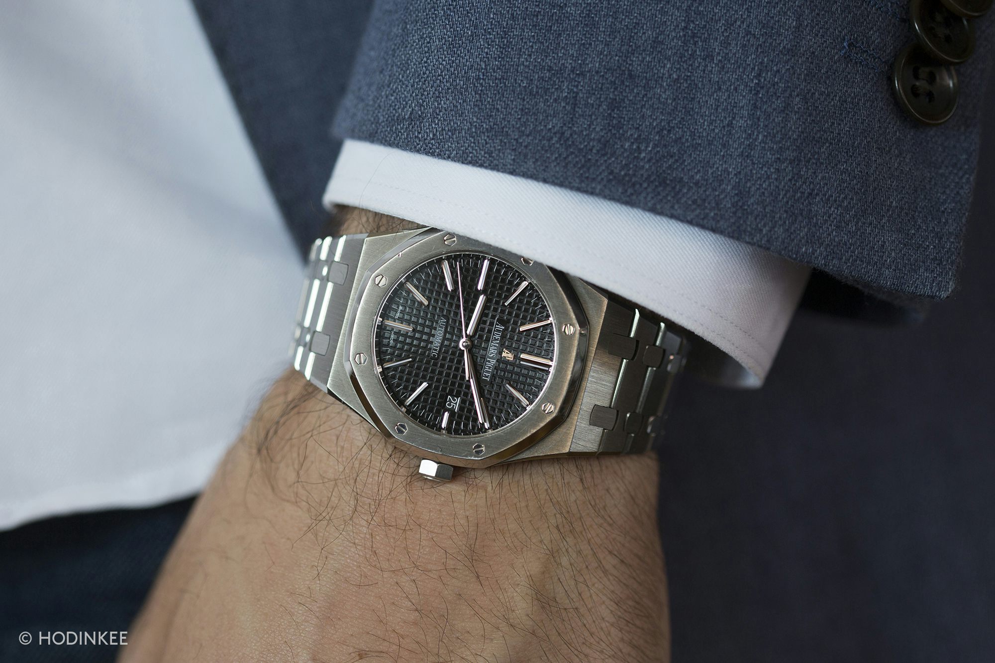 20012663_copy 20012663_copy Happenings: Register Now For The HODINKEE 10th Anniversary Weekend 20012663 copy
