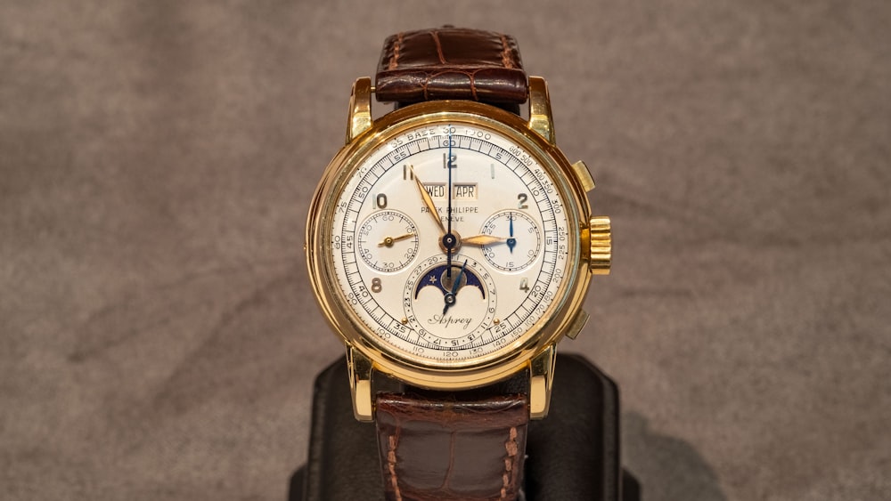 Breaking News The Only Known Asprey-Signed Patek Philippe Ref. 2499 Sells For $3.88 Million At ...