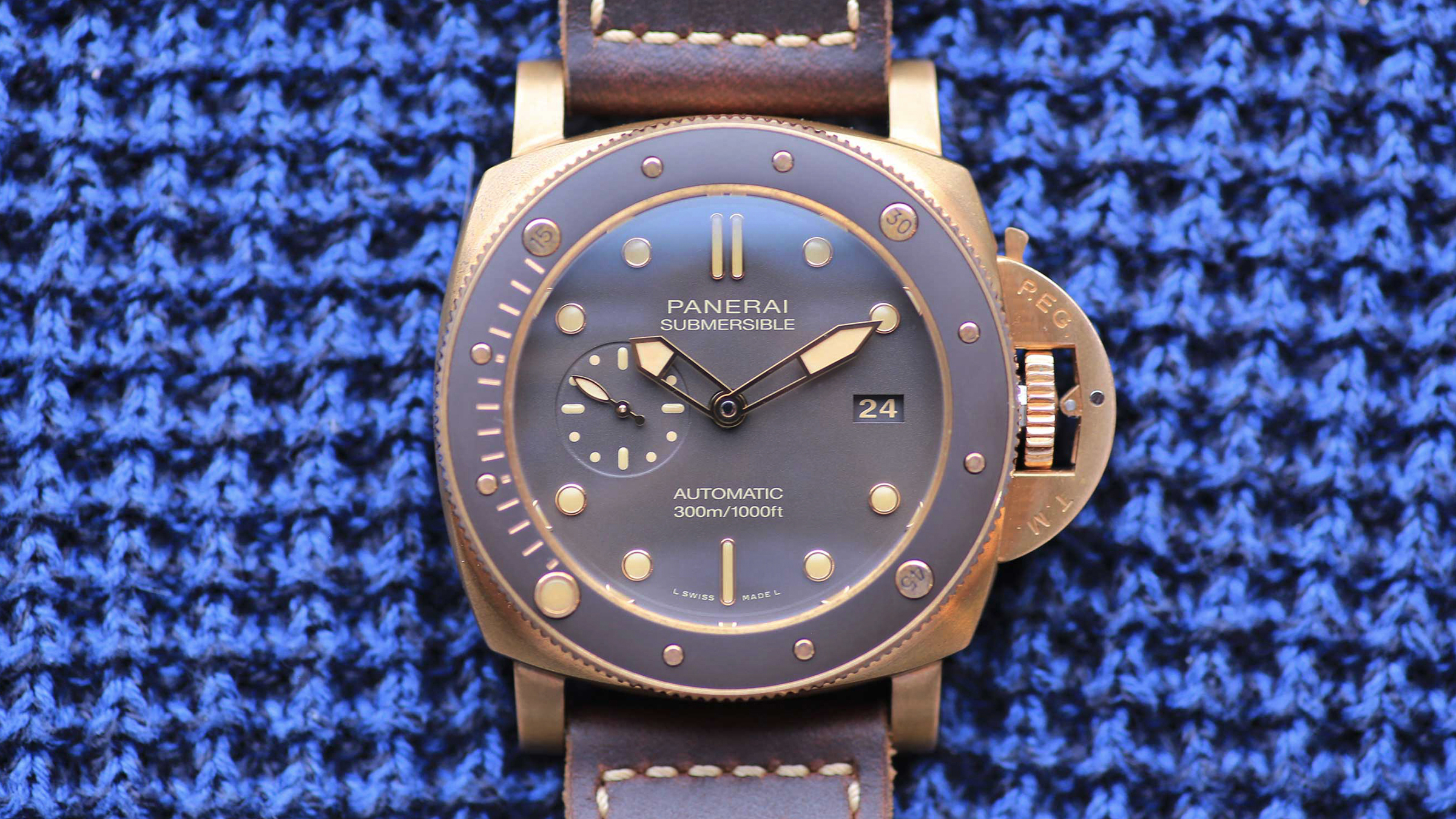 Introducing The Panerai Submersible Bronzo PAM 968 Live Pics