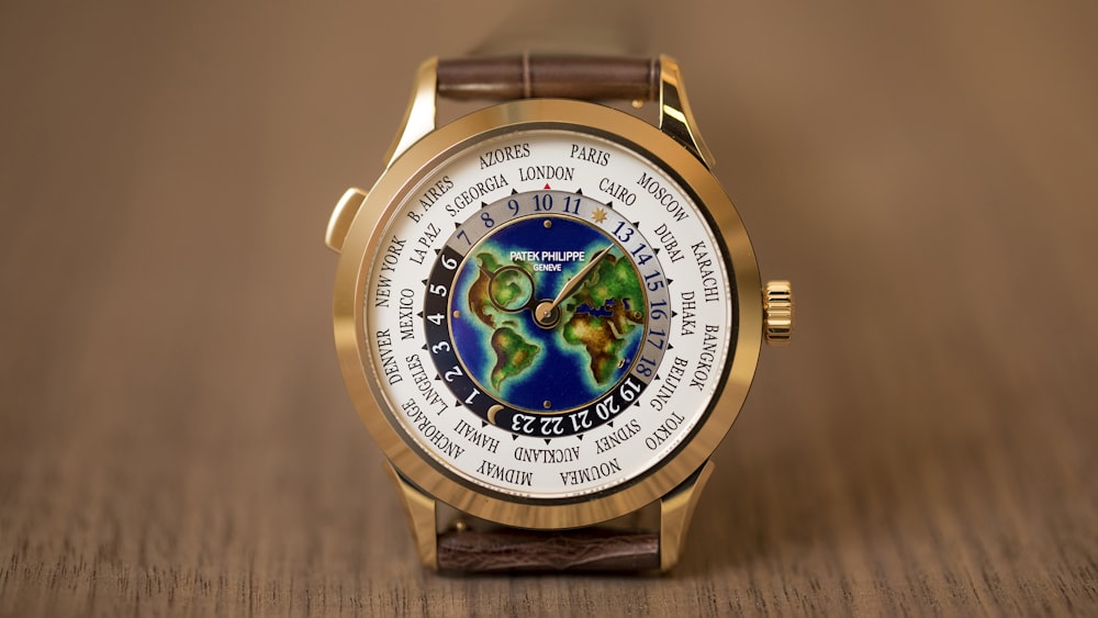 Introducing: The Patek Philippe World Time Ref. 5231J (Live Pics ...