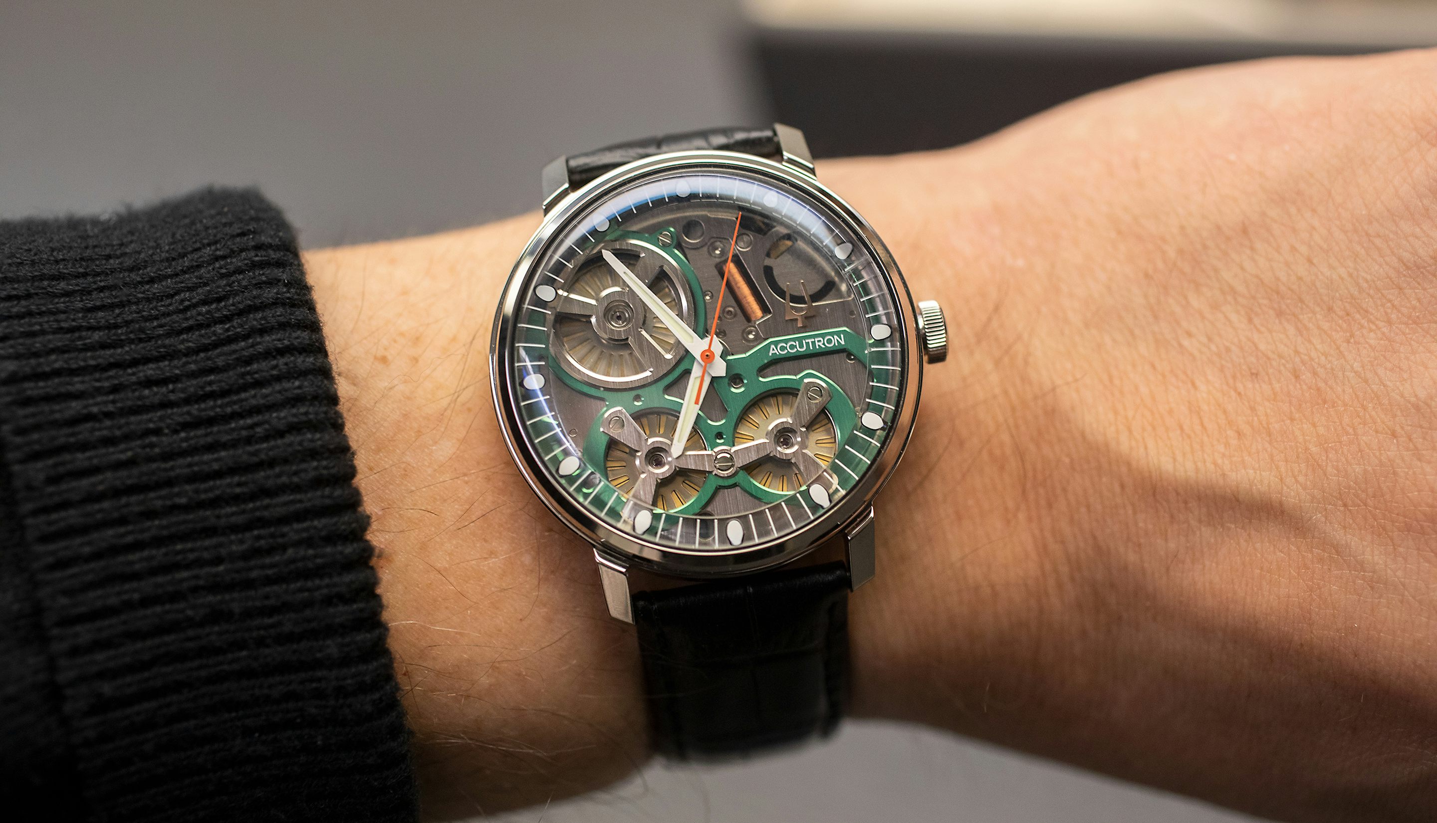 Introducing: The Electrostatic Accutron Concept Movement, Released Ahead Of  Accutron's 60th Anniversary - Hodinkee