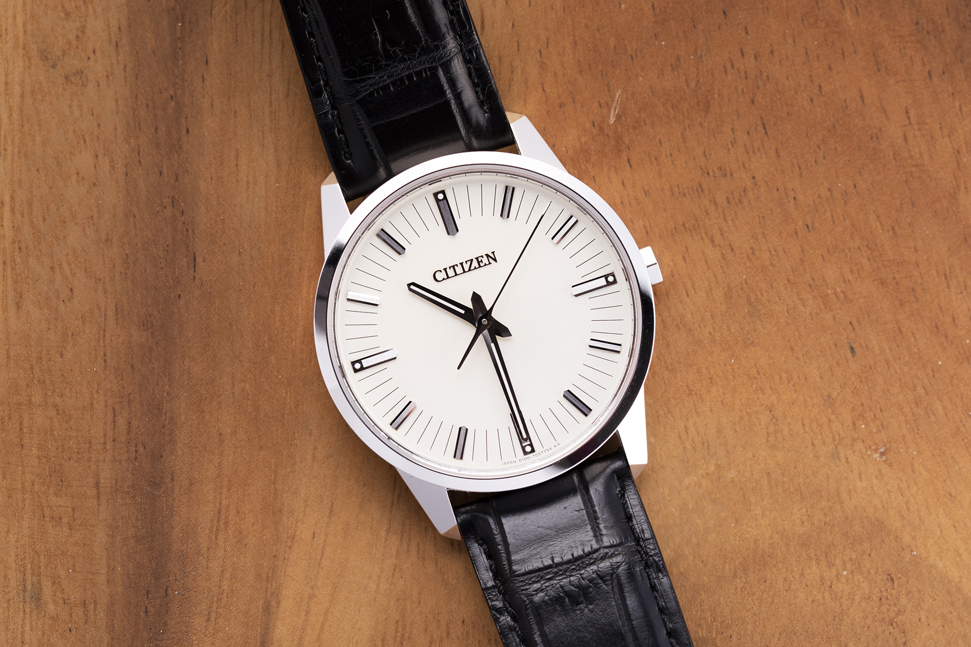 high precision quartz watch