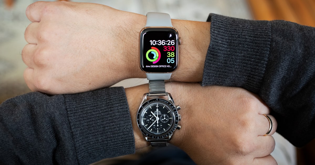 Just Because: Doing The Two-Wrist Tango With The Apple Watch Series 4 -  Hodinkee
