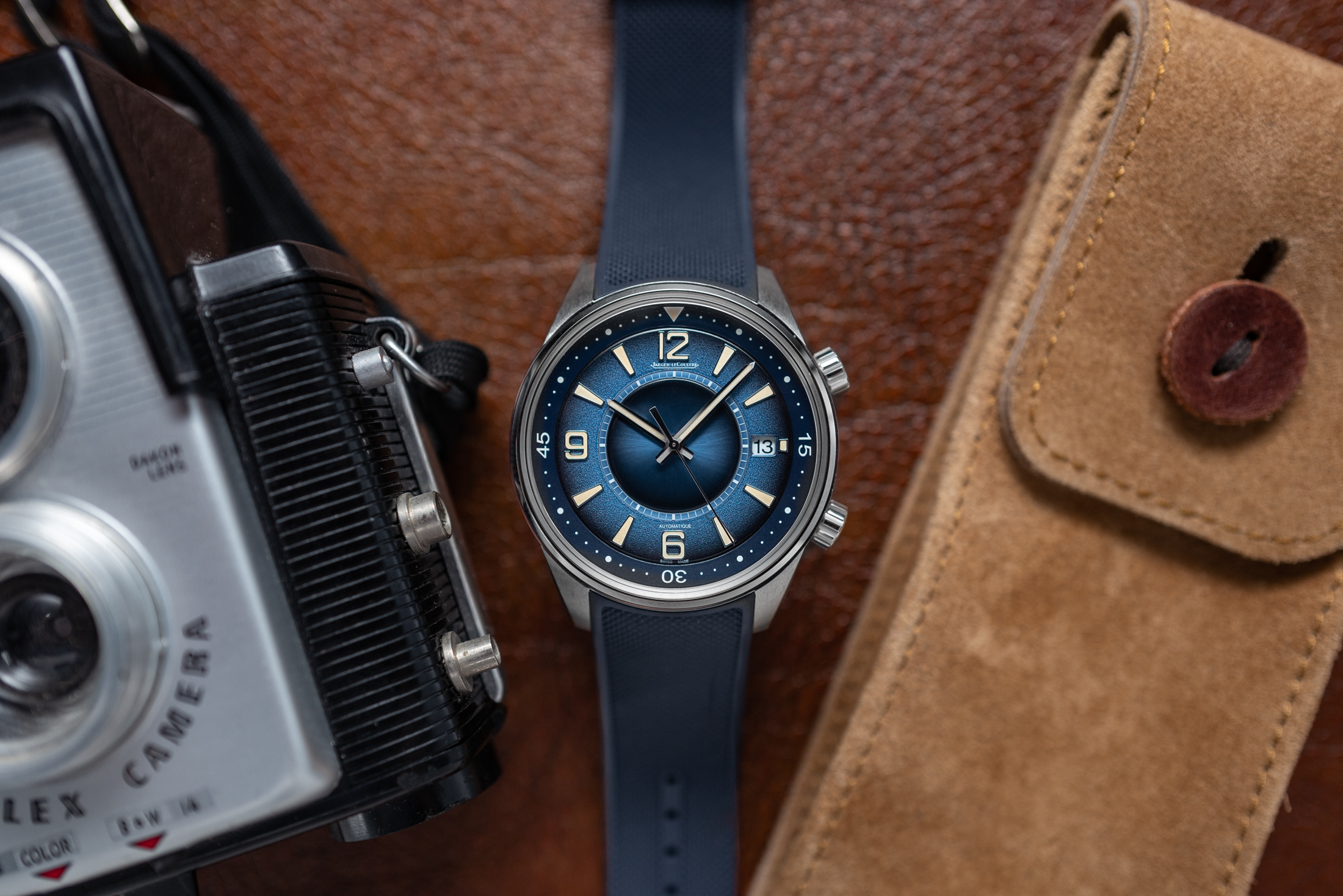 https://hodinkee.imgix.net/uploads/images/1566212657732-59e58gfwjoj-da8a6f73018f65ca61677248b0cd6003/L1060907.jpg