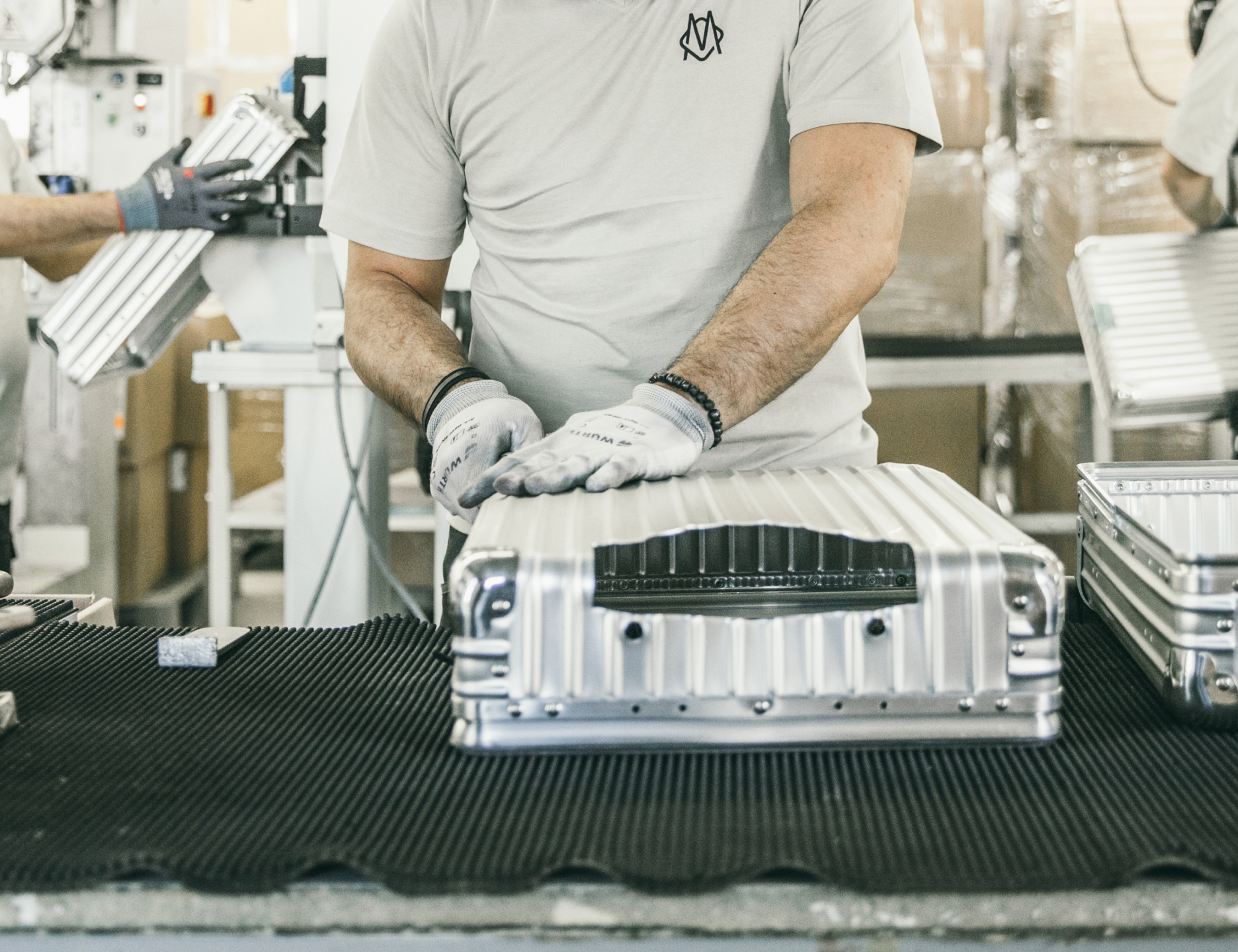 rimowa manufacturing