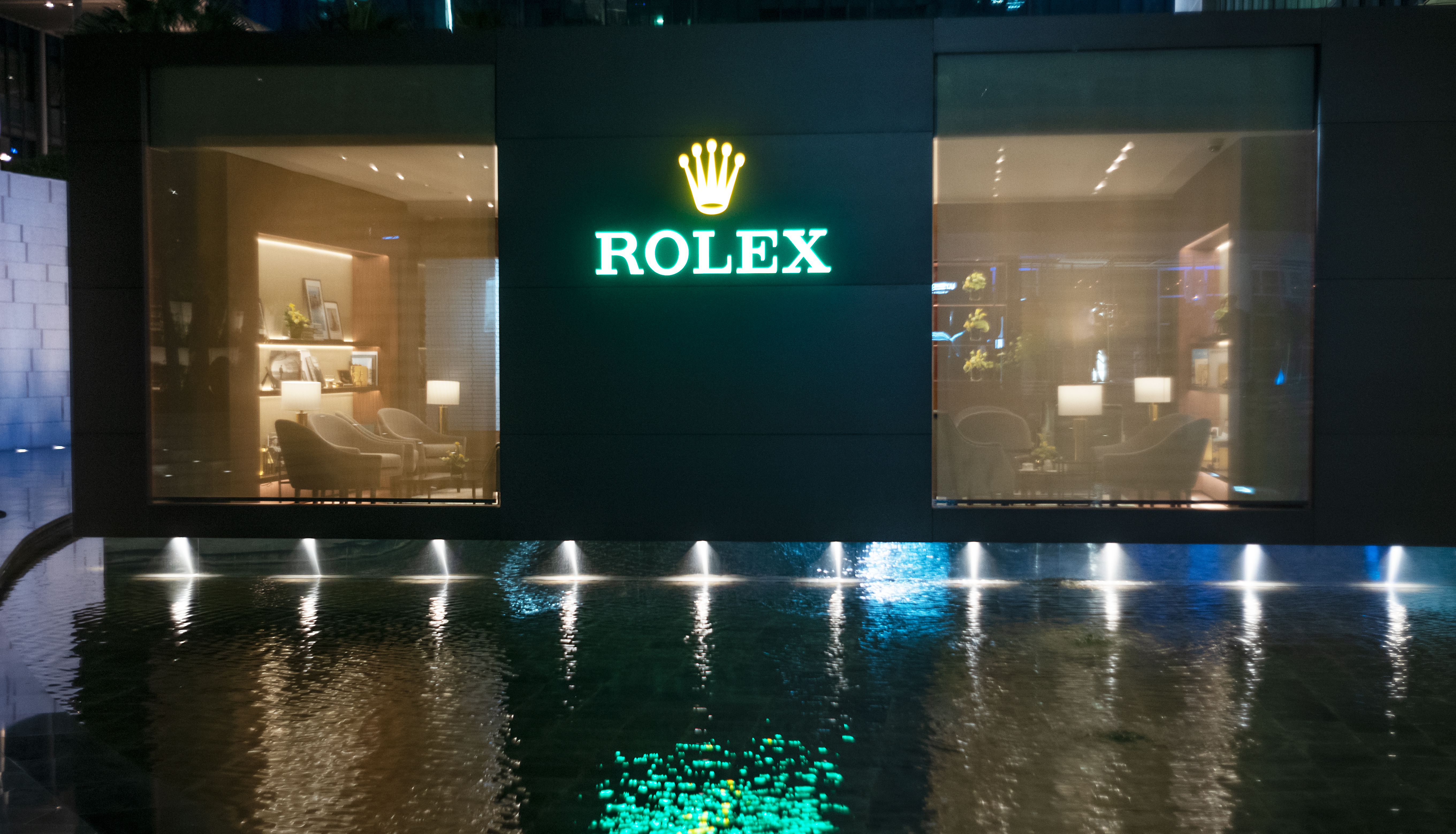 Rolex emirates mall hot sale