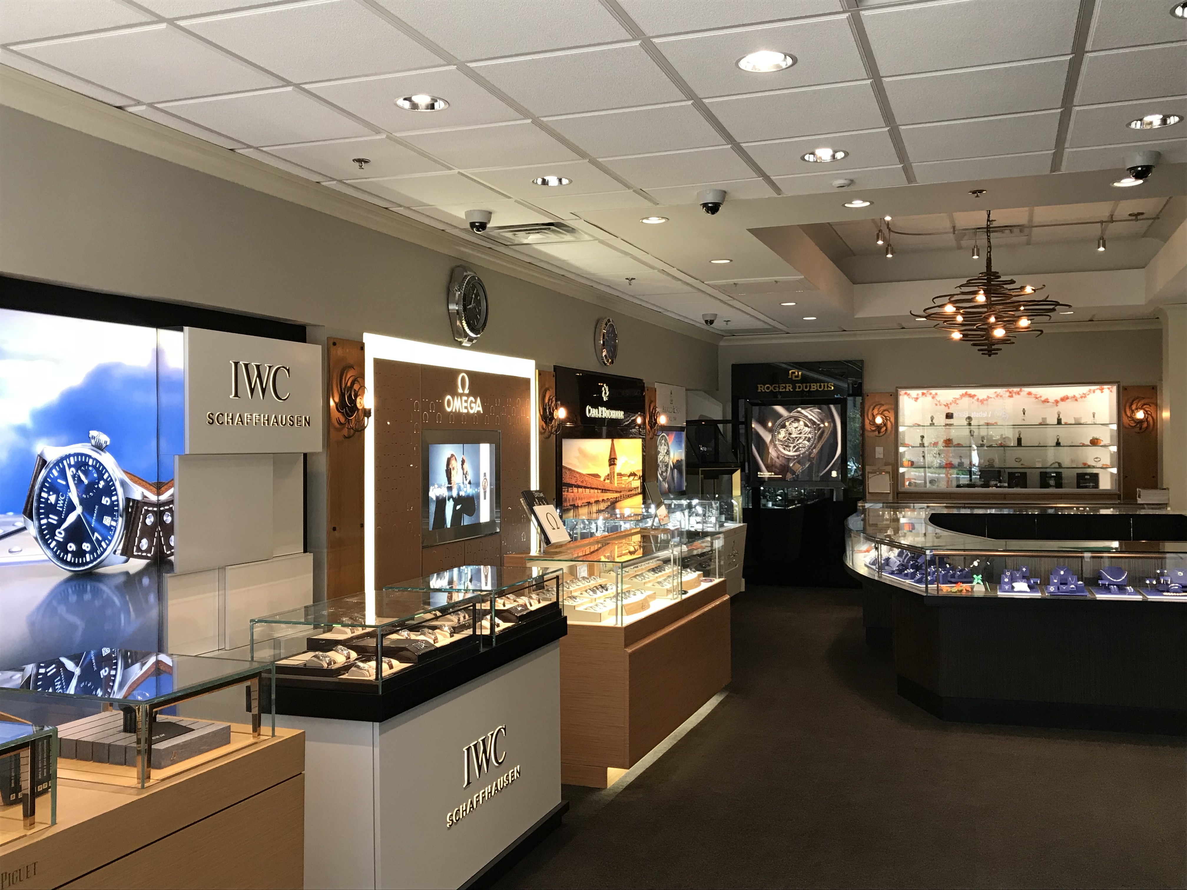 Retailer Spotlight Scherer's Jewelers in Buffalo, NY, And Armstrong